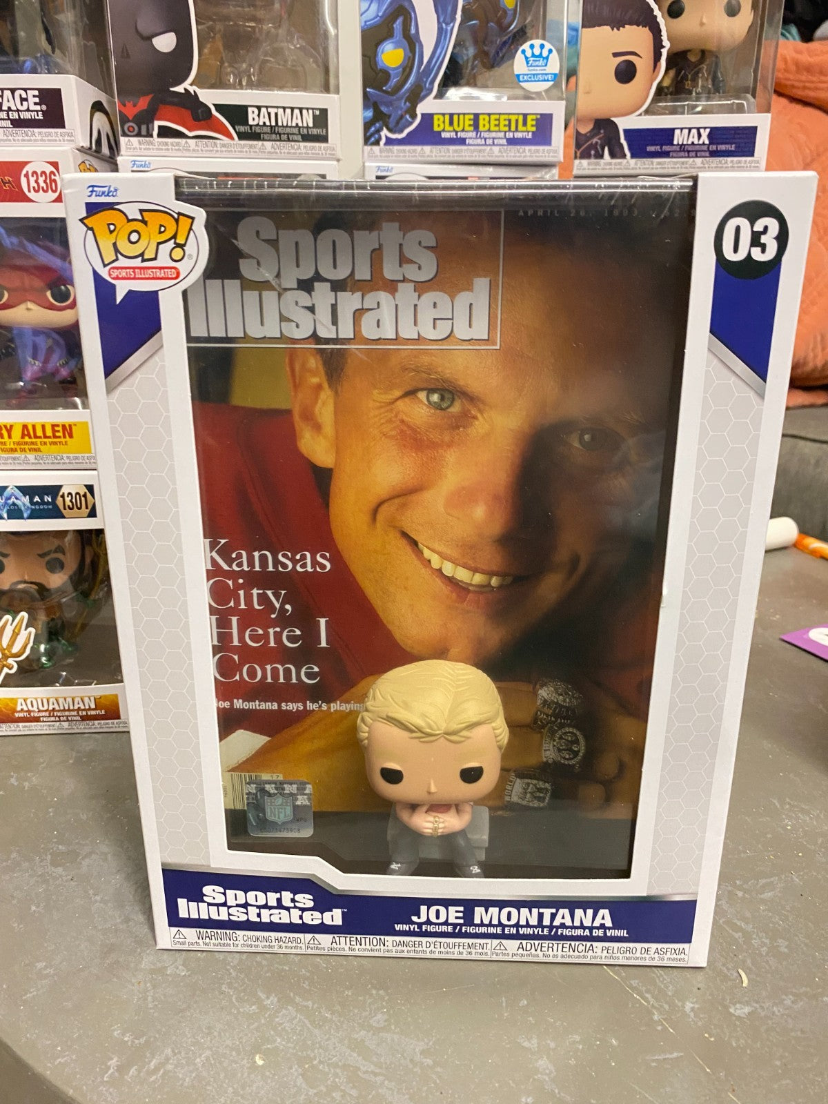 Funko Pop Sports Illustrated NFL Joe Montana with Case Vinyl Figure #03