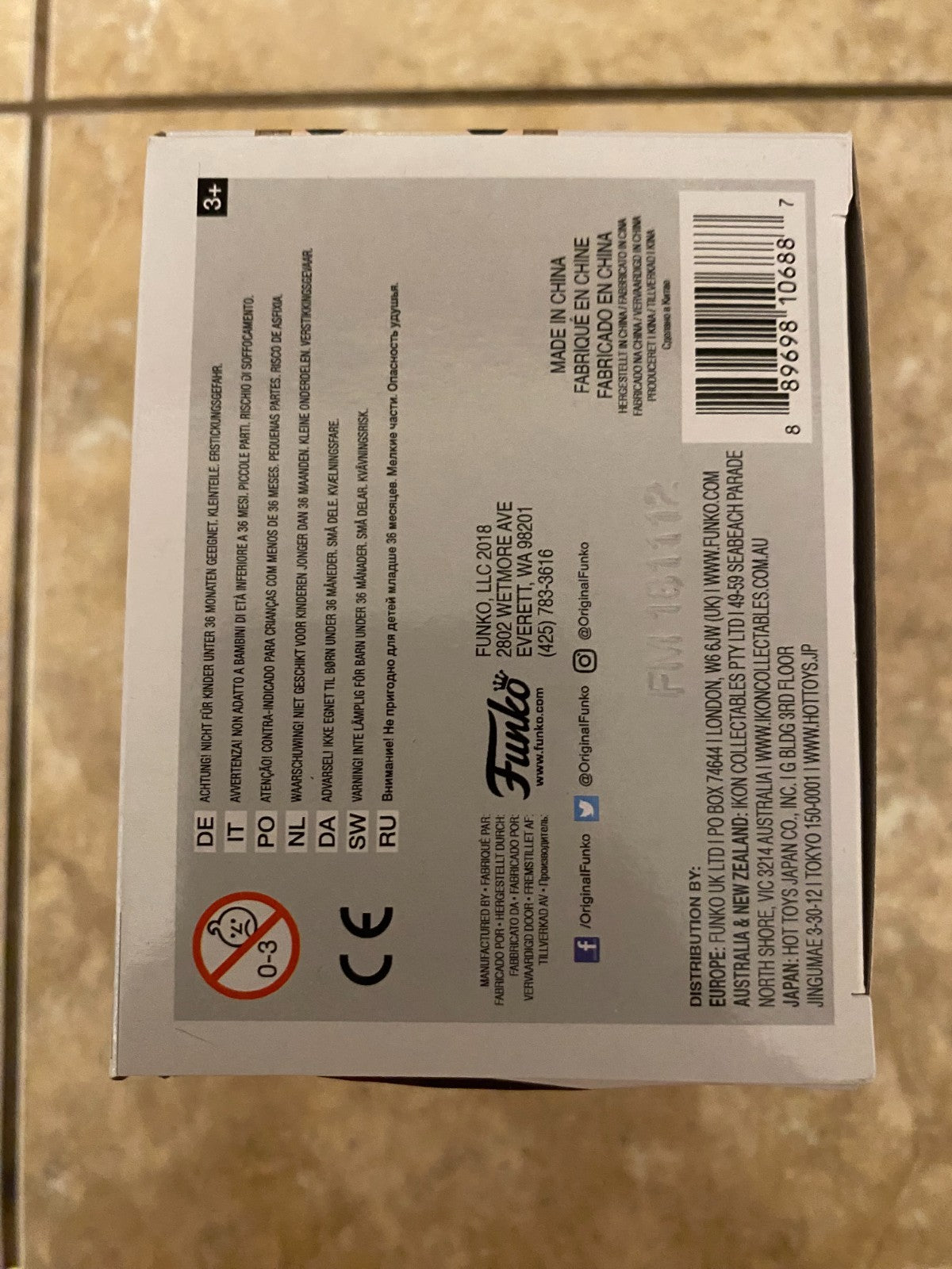 Funko Pop! Rocks Guns N’ Roses Axl Rose #50 Vaulted Figure w Box Damage