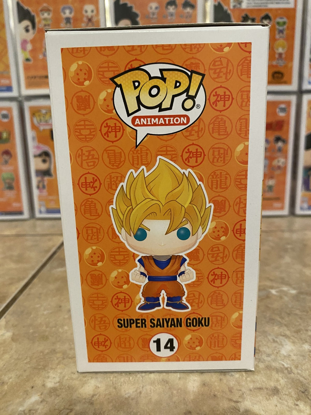 Funko Pop! Dragon Ball Z #14 Super Saiyan Goku GITD Exclusive w Protector