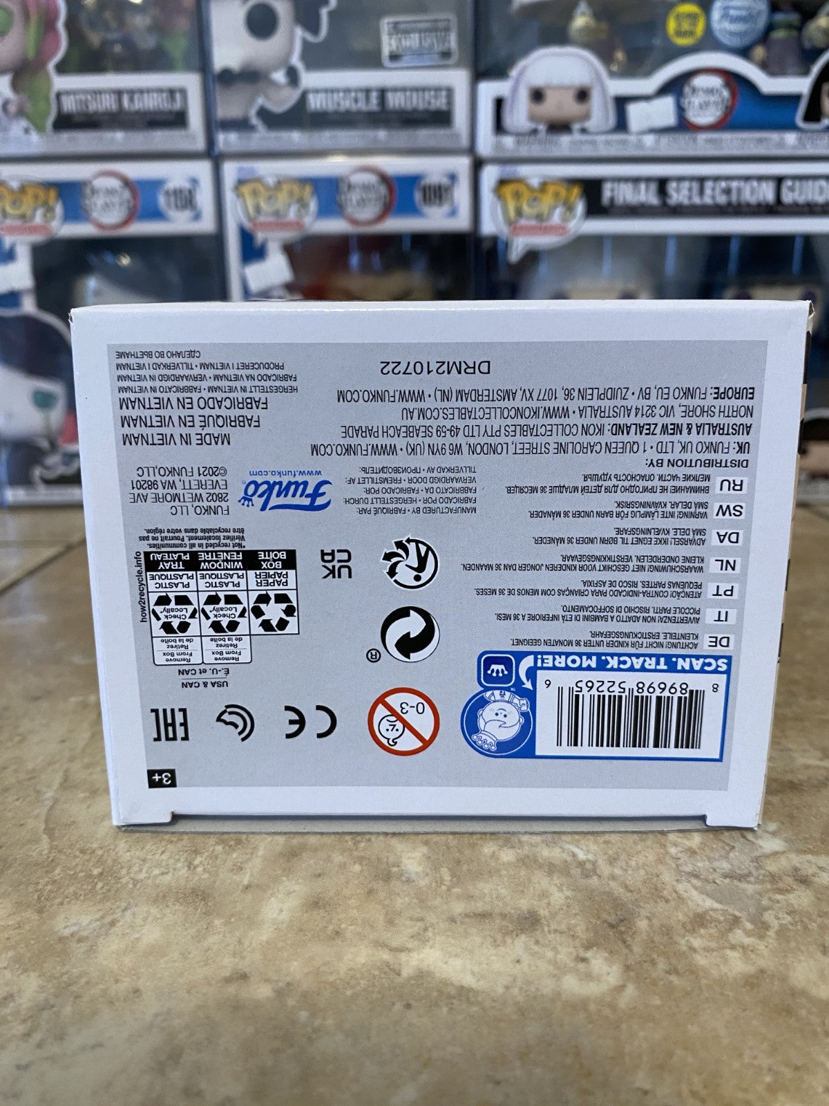 Funko Pop! Demon Slayer #874 Tanjiro Kamado Galactic Exclusive w/Box Protector