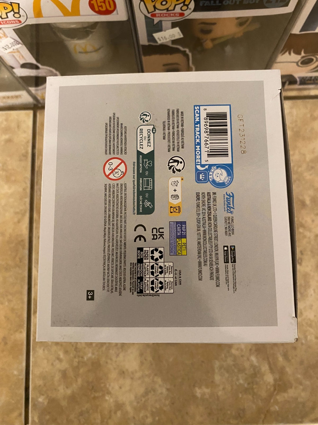 Funko Pop! Vinyl: Godzilla Sleeping #1546 Deluxe Edition, Amazon Exclusive