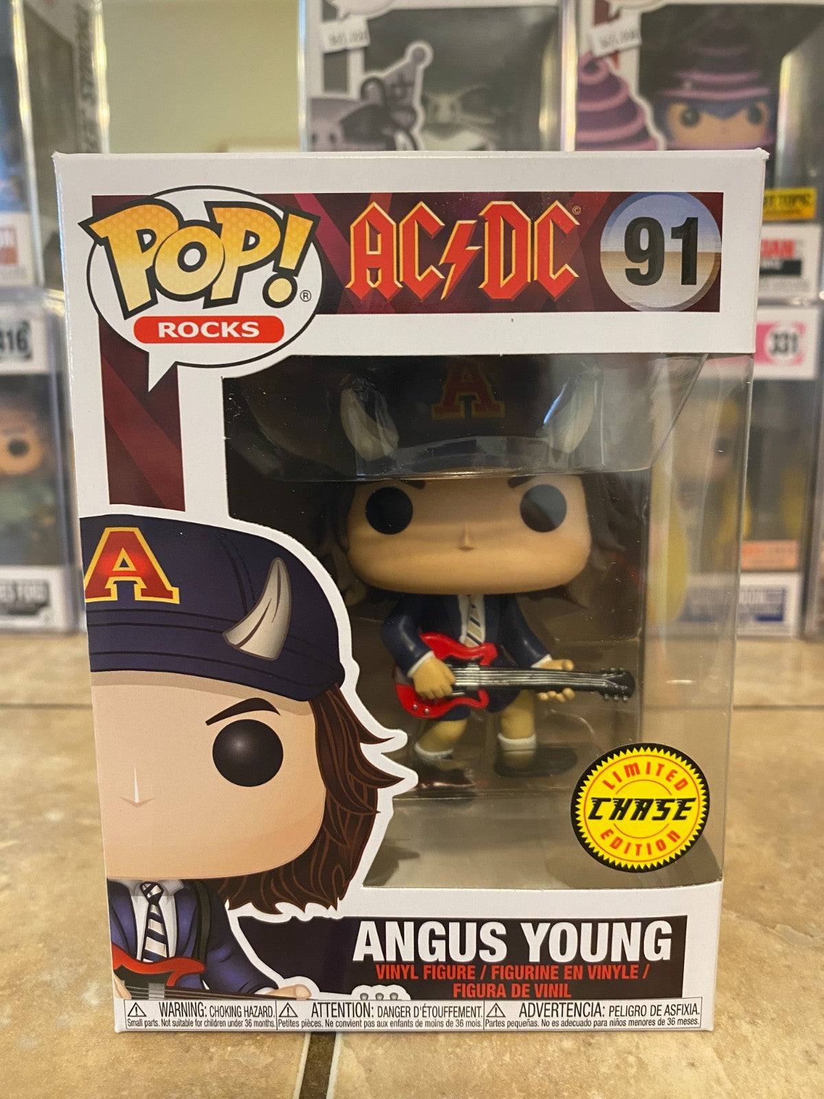 Funko POP! Rocks AC/DC ANGUS YOUNG #91 CHASE with BOX PROTECTOR