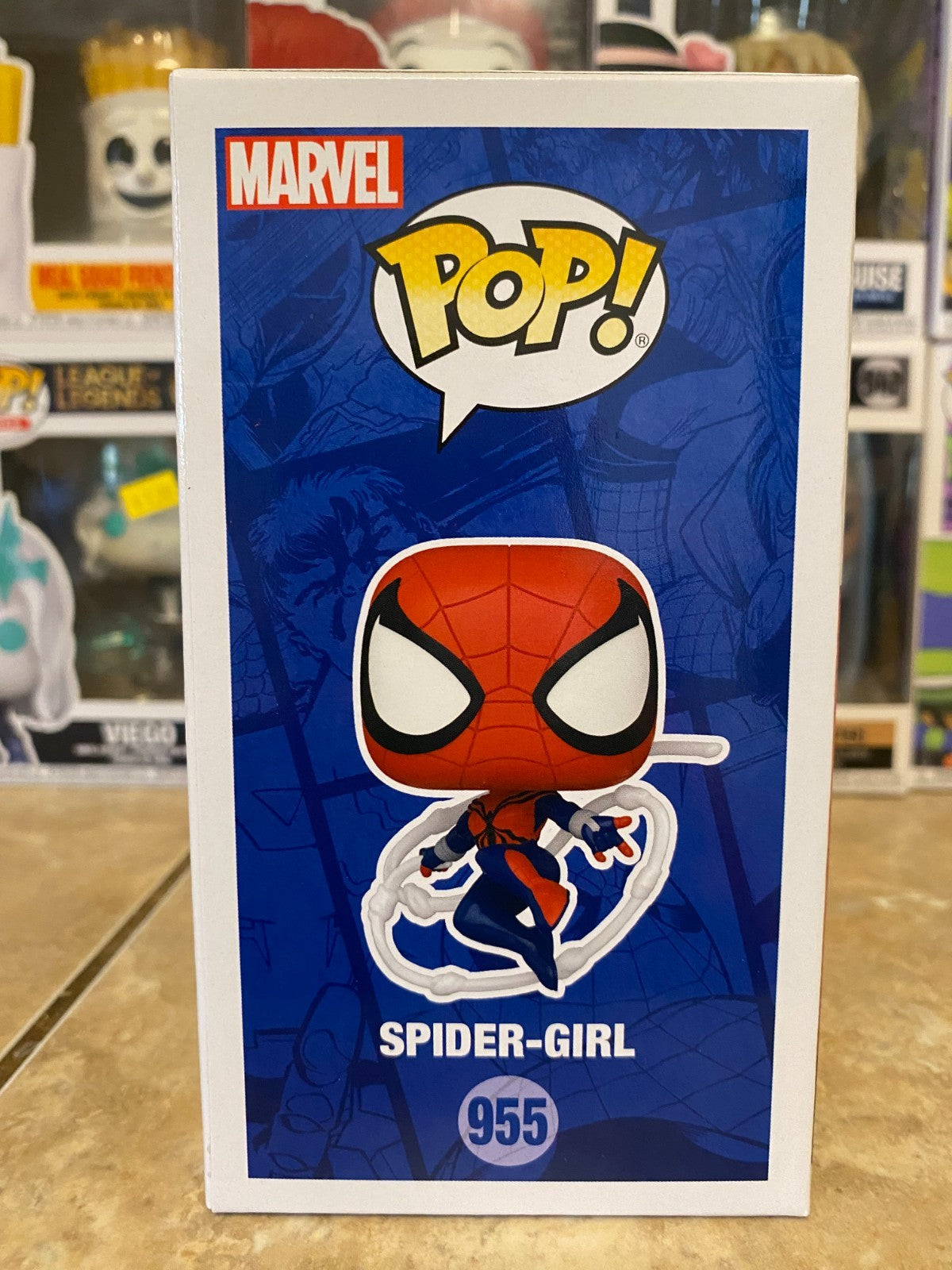 Funko POP Marvel Spider-Girl # 955 Limited Chase Edition Bobble-Head w Protector