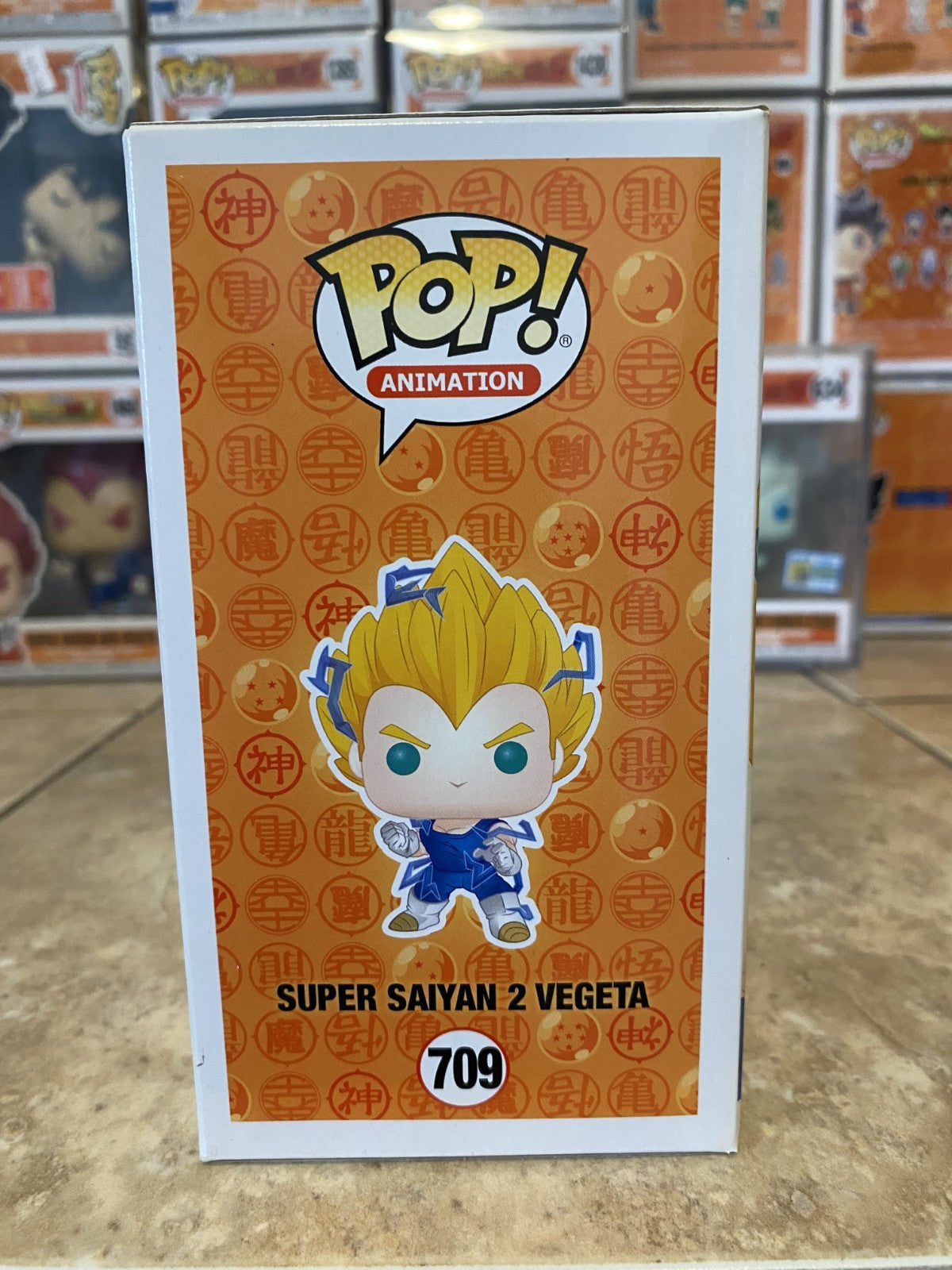 Funko Pop! Dragon Ball Z #709 Super Saiyan 2 Vegeta Exclusive w Protector
