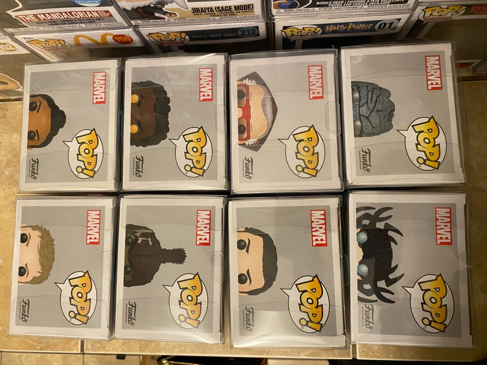 Funko Pop! Thor Ragnarok Full (8pc Common) Set w Protectors
