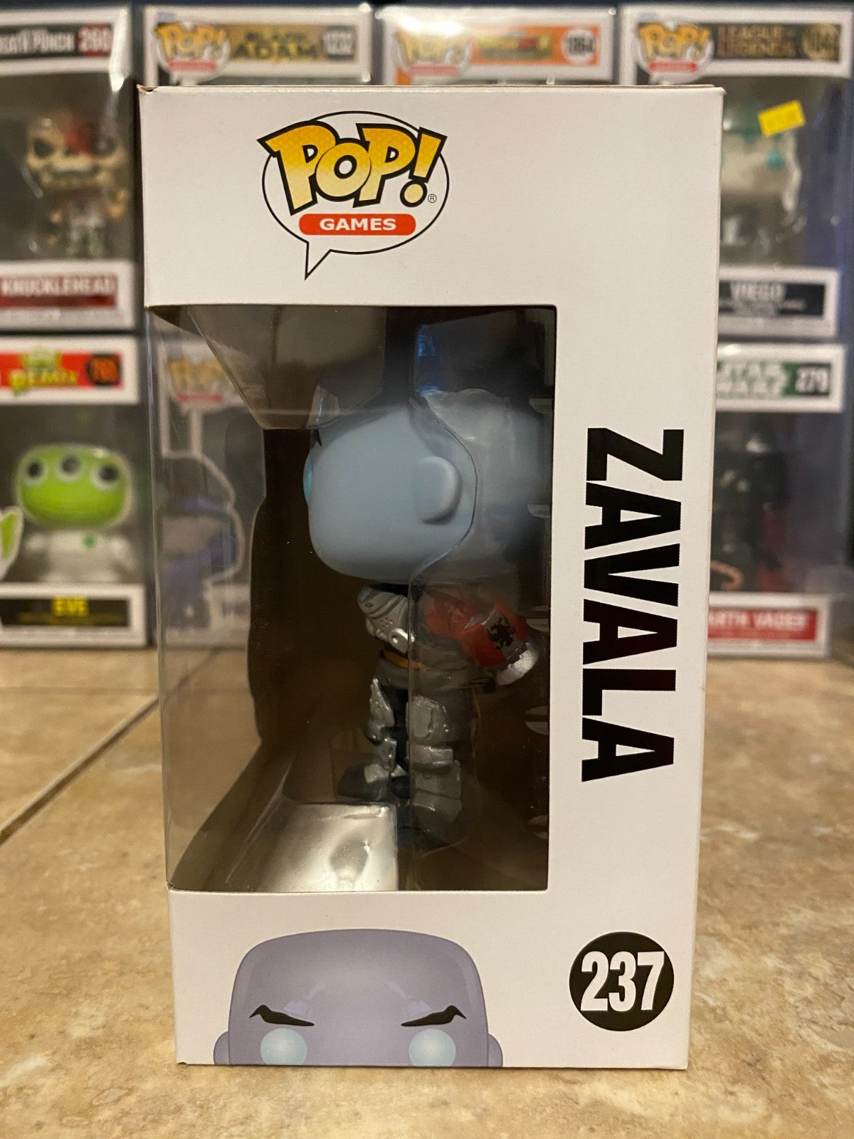 Funko Pop! Vinyl: Destiny - Commander Zavala #237 w Protector