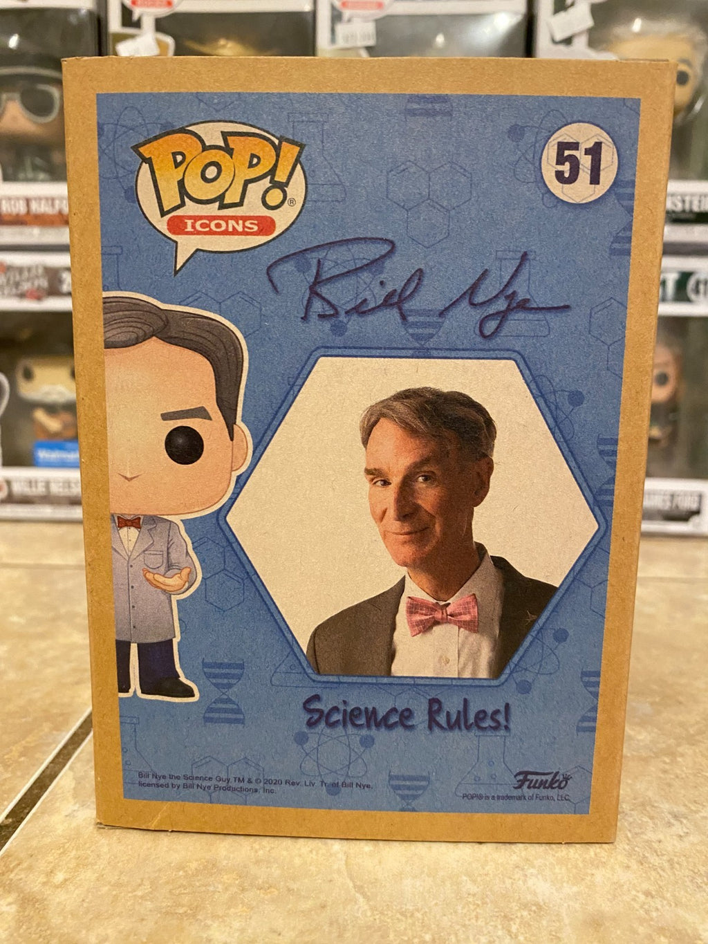 Funko Pop! Icons! BILL NYE Science Guy Hot Topic Vinyl Figure #51 w Protector