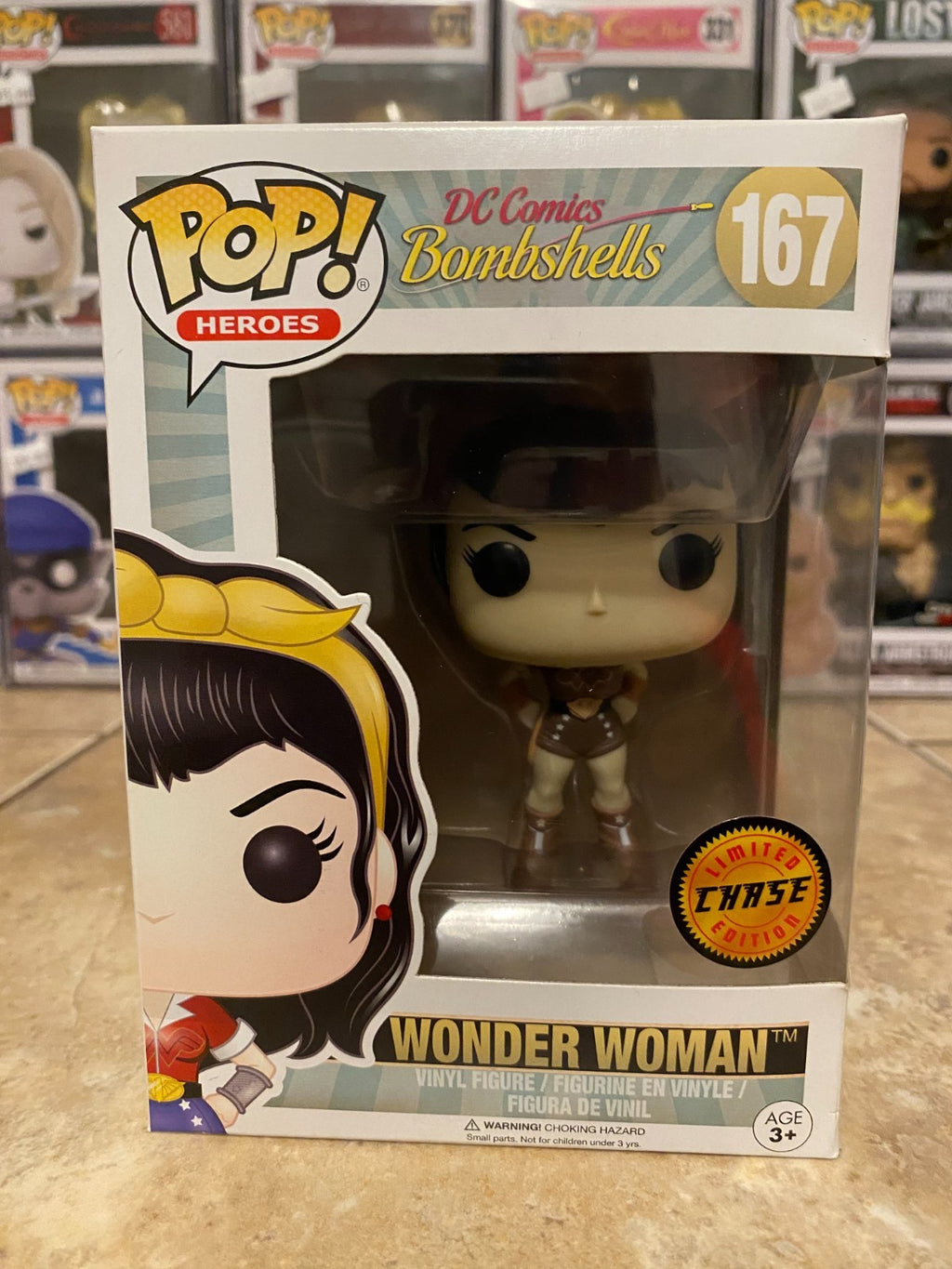 Funko POP! DC Comics Bombshell - Wonder Woman #167 - CHASE LE w Protector