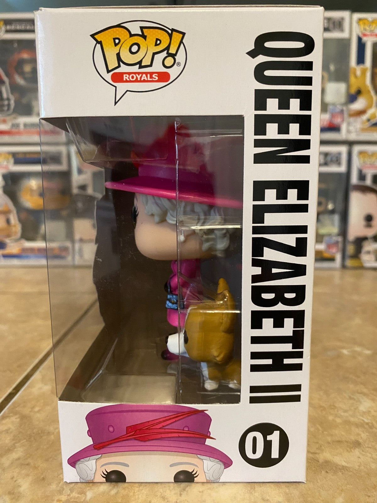 Funko Pop! Vinyl: Public Domain - Queen Elizabeth II #01 w Protector