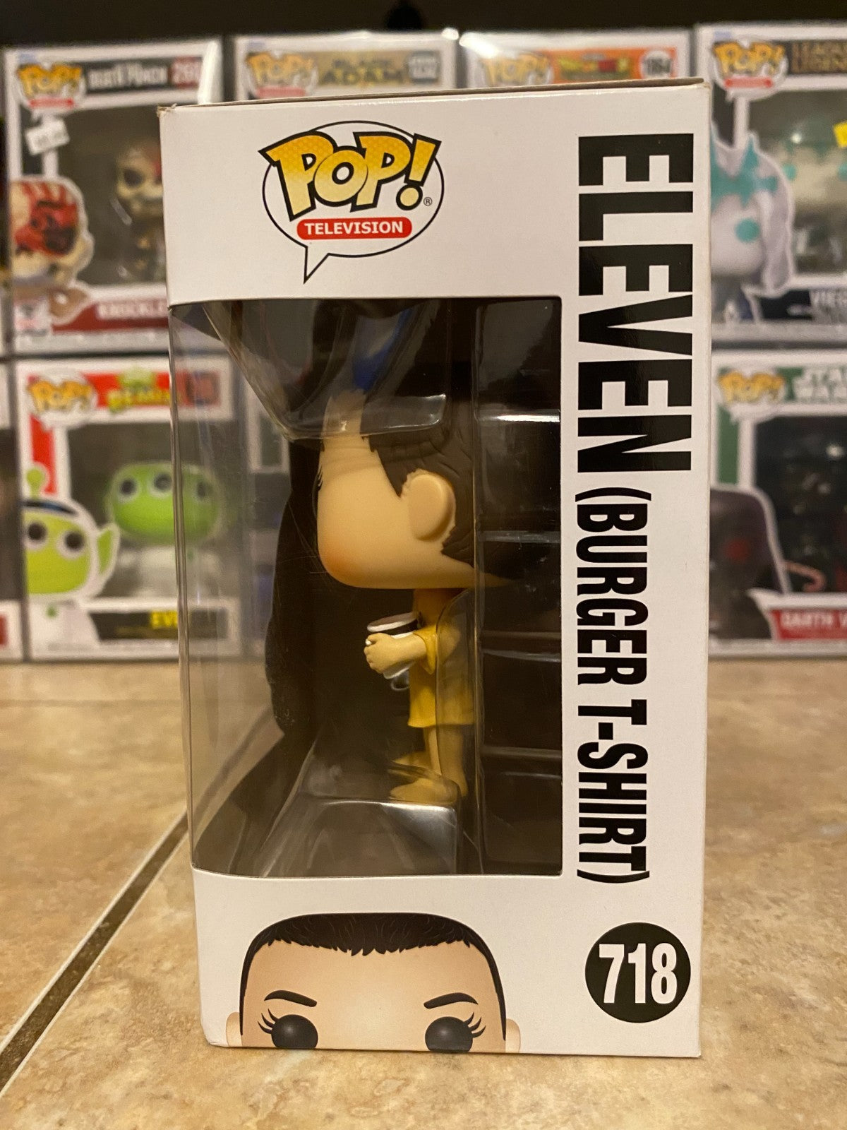Pop! TV: Stranger Things Eleven in Burger T-Shirt #718 Figure Funko w Protector