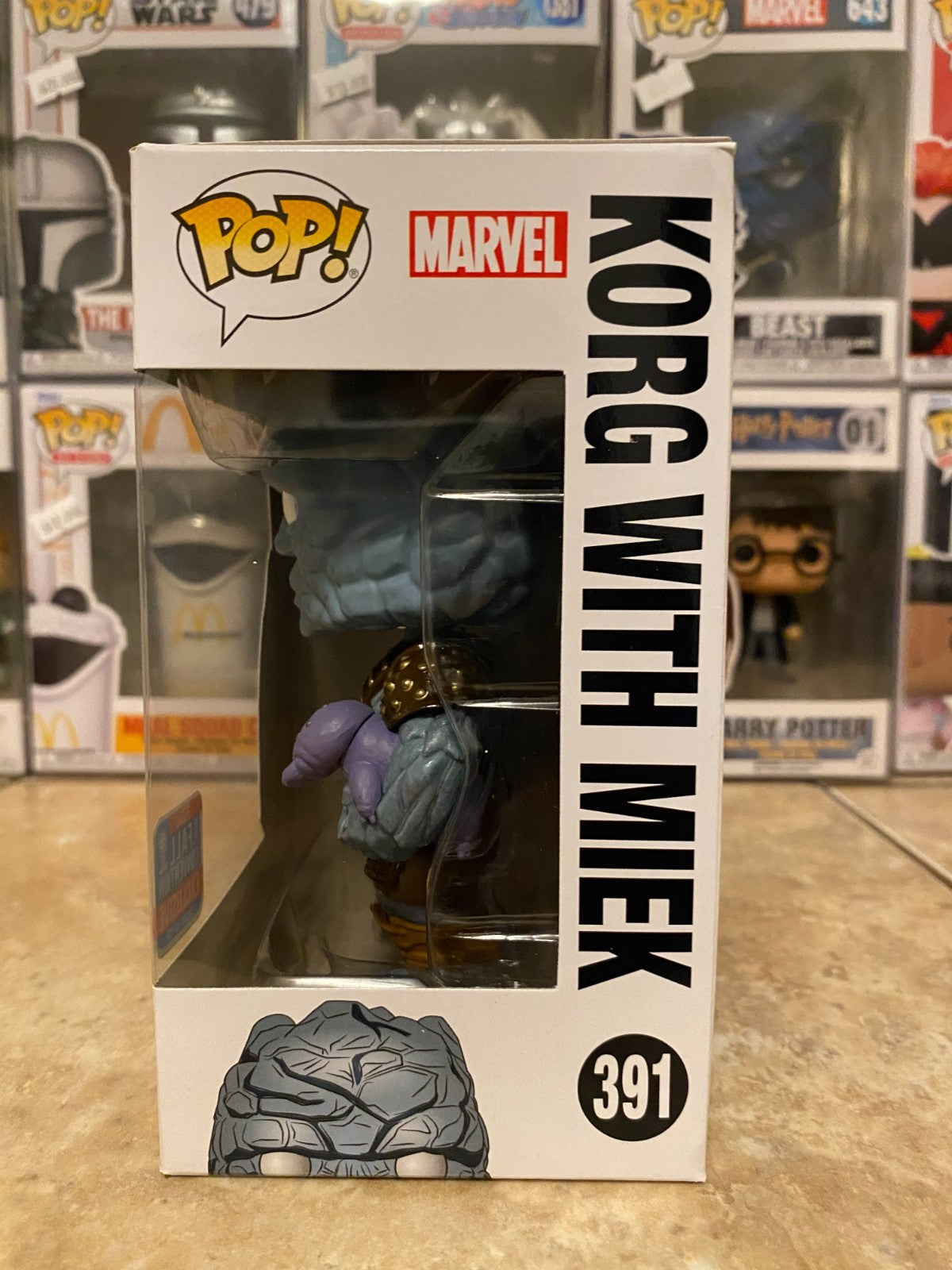 Funko Pop Thor Ragnarok Korg w  Miek 2018 Fall Convention Marvel 391 w Protector