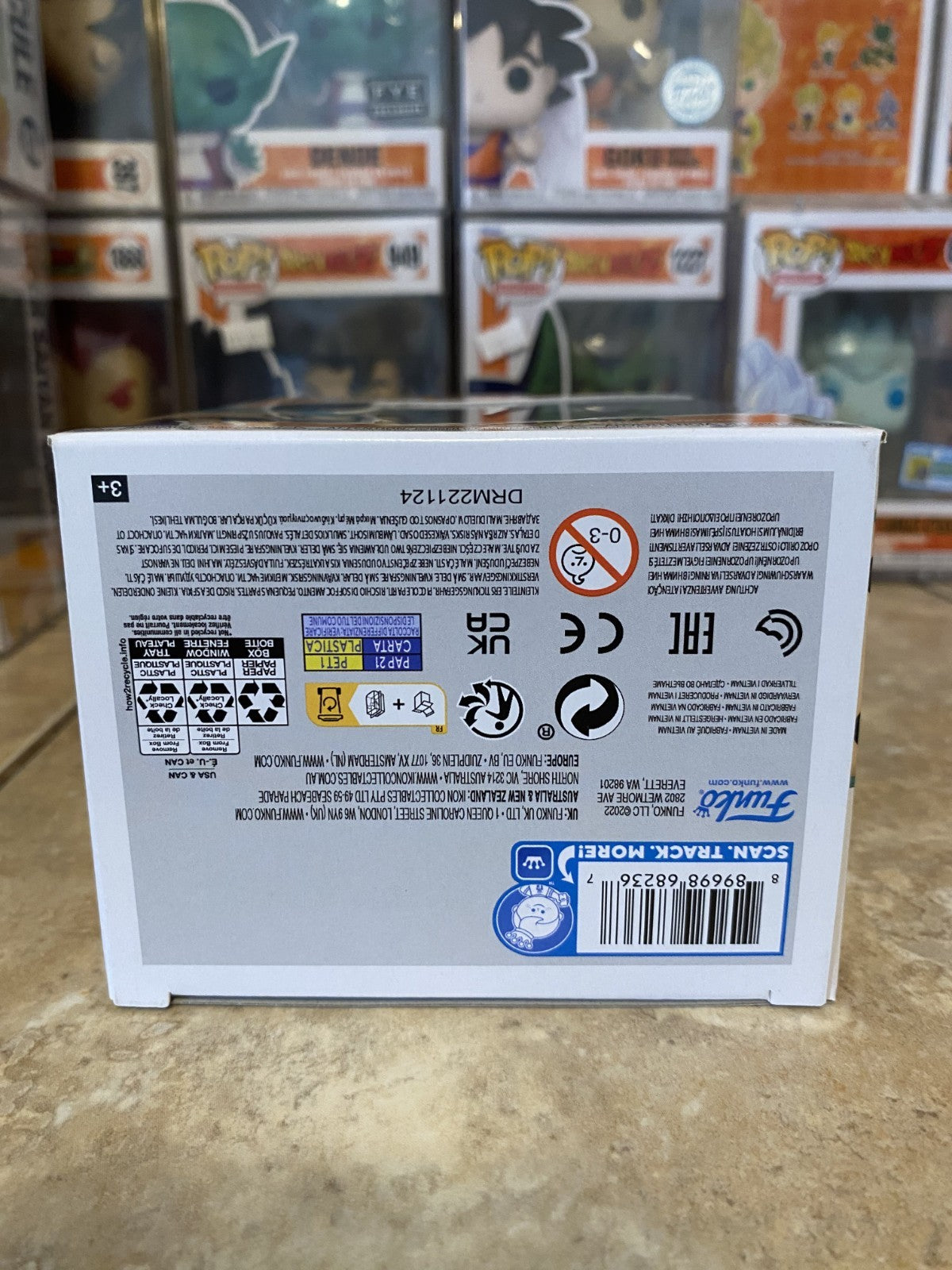 Funko Pop! Dragon Ball #1286 Bulma FYE Exclusive w Protector