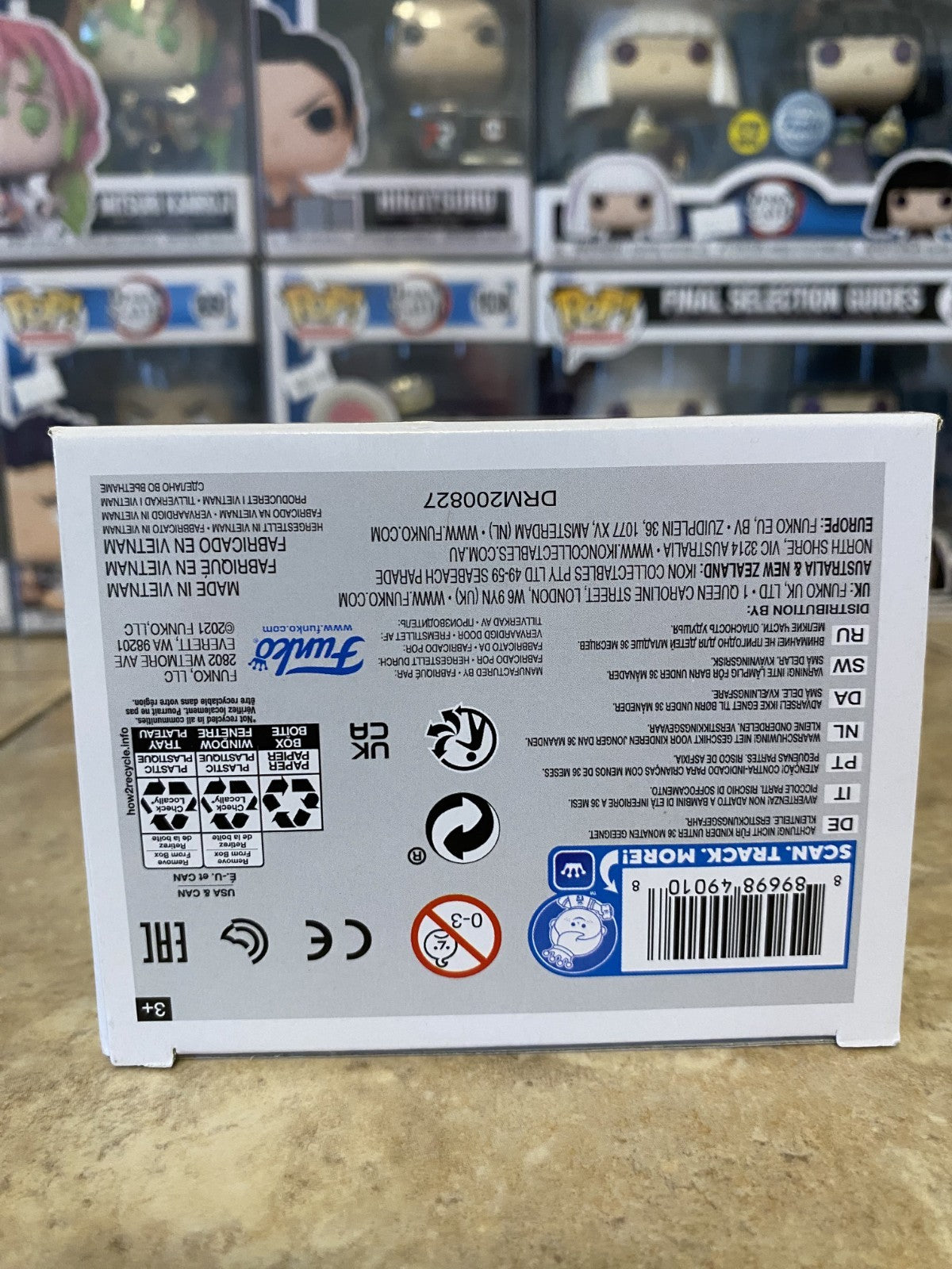 Funko Pop! Demon Slayer Tanjiro Kamado #867 w/Box Protector