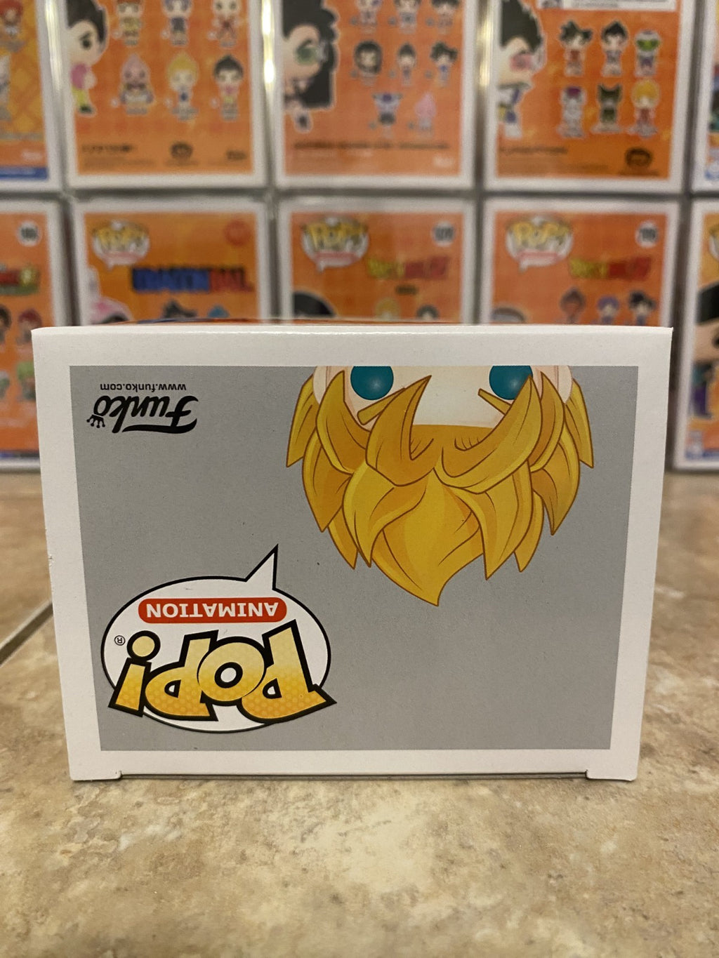 Funko Pop! Dragon Ball Z #14 Super Saiyan Goku GITD Exclusive w Protector
