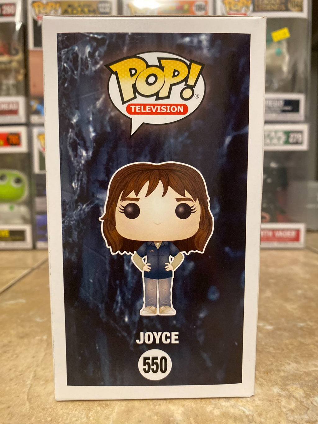 Funko Pop! Vinyl: Stranger Things - Joyce Byers #550 w Protector