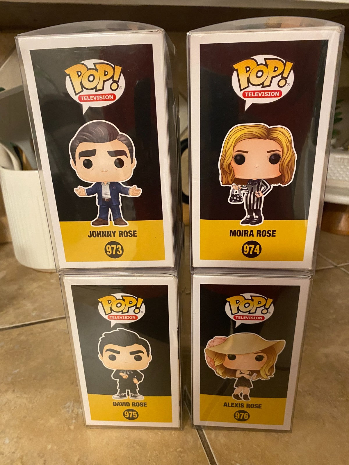 Funko Pop Schitts Creek Set Of 4 Alexis, David, Moira & Johnny w Pop Protectors