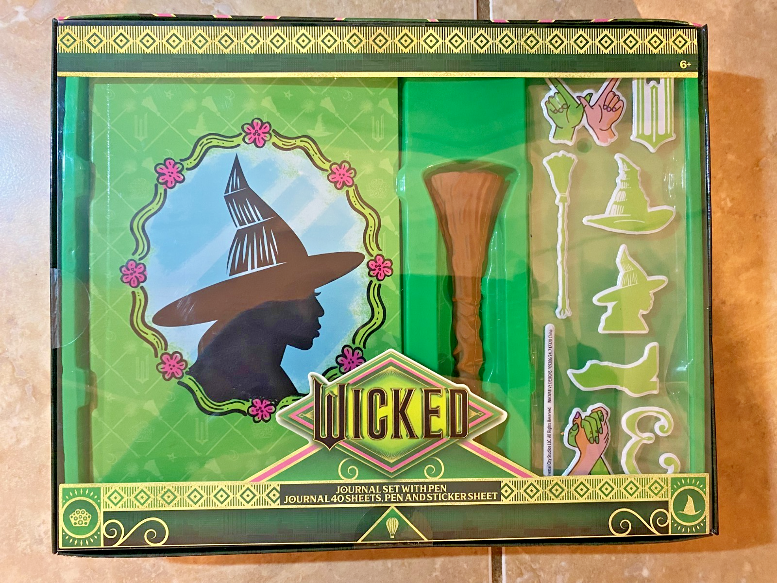 Wicked Elphaba Broom Pen & Puffy Stickers Set with 40 Sheet Journal