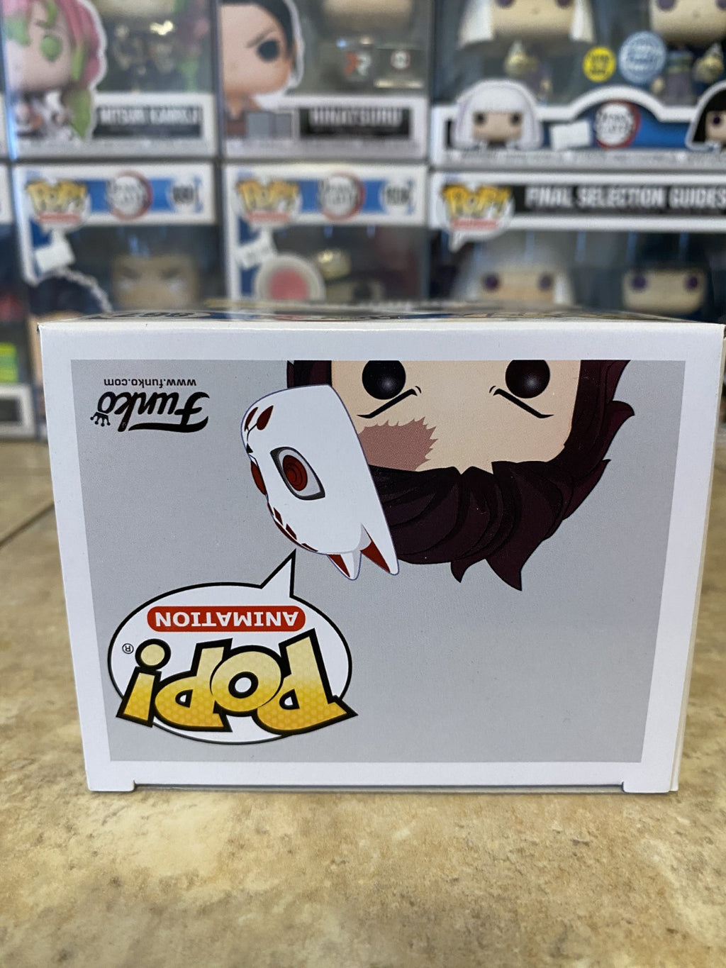 Funko Pop! Demon Slayer Tanjiro Kamado #867 Hot Topic Exclusive w/Box Protector