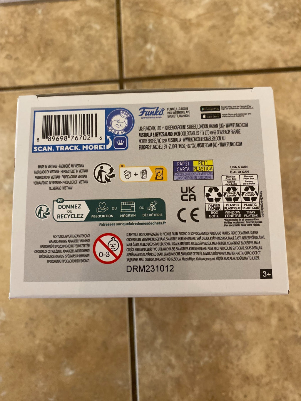 Funko Pop! Demon Slayer Mitsuri #1306 Glow Fundom Exclusive with Protector