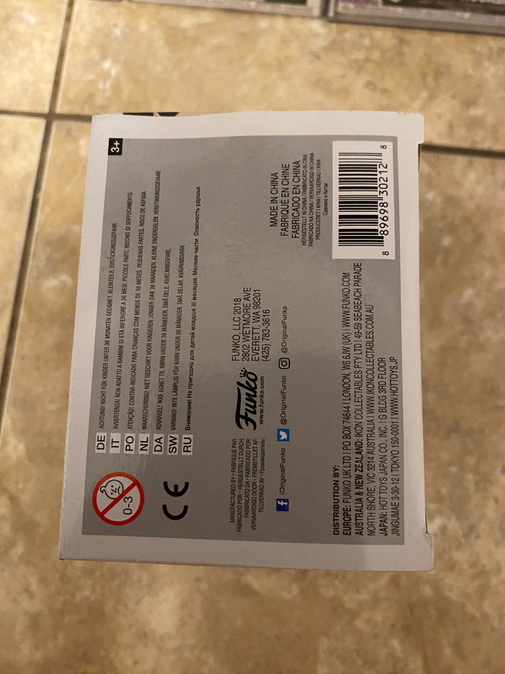 Funko Pop! Rocks Motley Crue - Vaulted Tommy Lee Figure w Box/Screen Damage