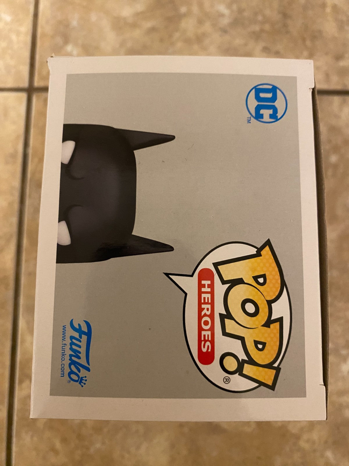 Funko Pop! Batman Beyond Transparent Chase - Funko (Exclusive) w Protector