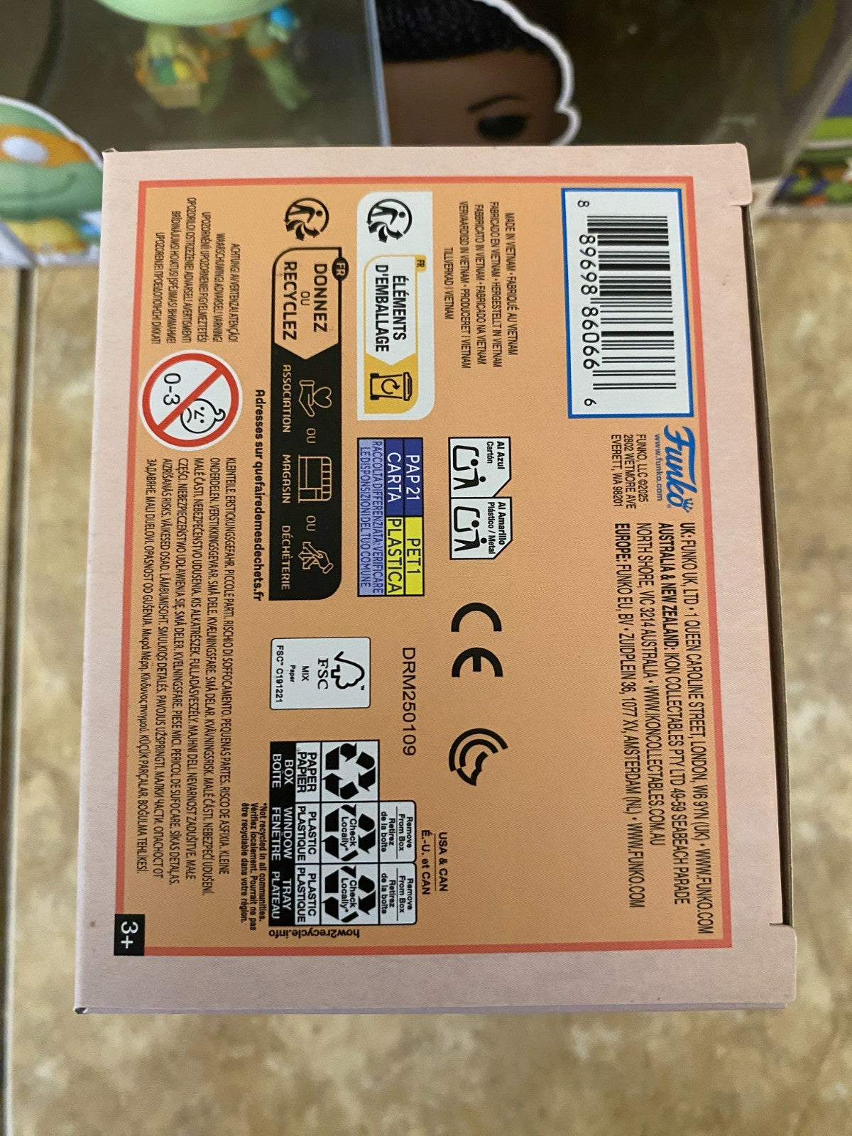 Funko Pop! Pokémon - Charmander (Soft Color/Amazon Exclusive) #455 w Protector