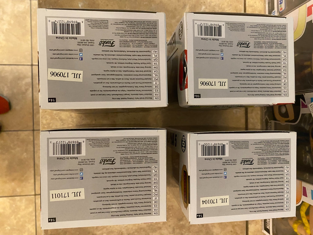 Funko Pop! Mighty Morphin Power Rangers Set #405 thru #408 with Soft Protectors