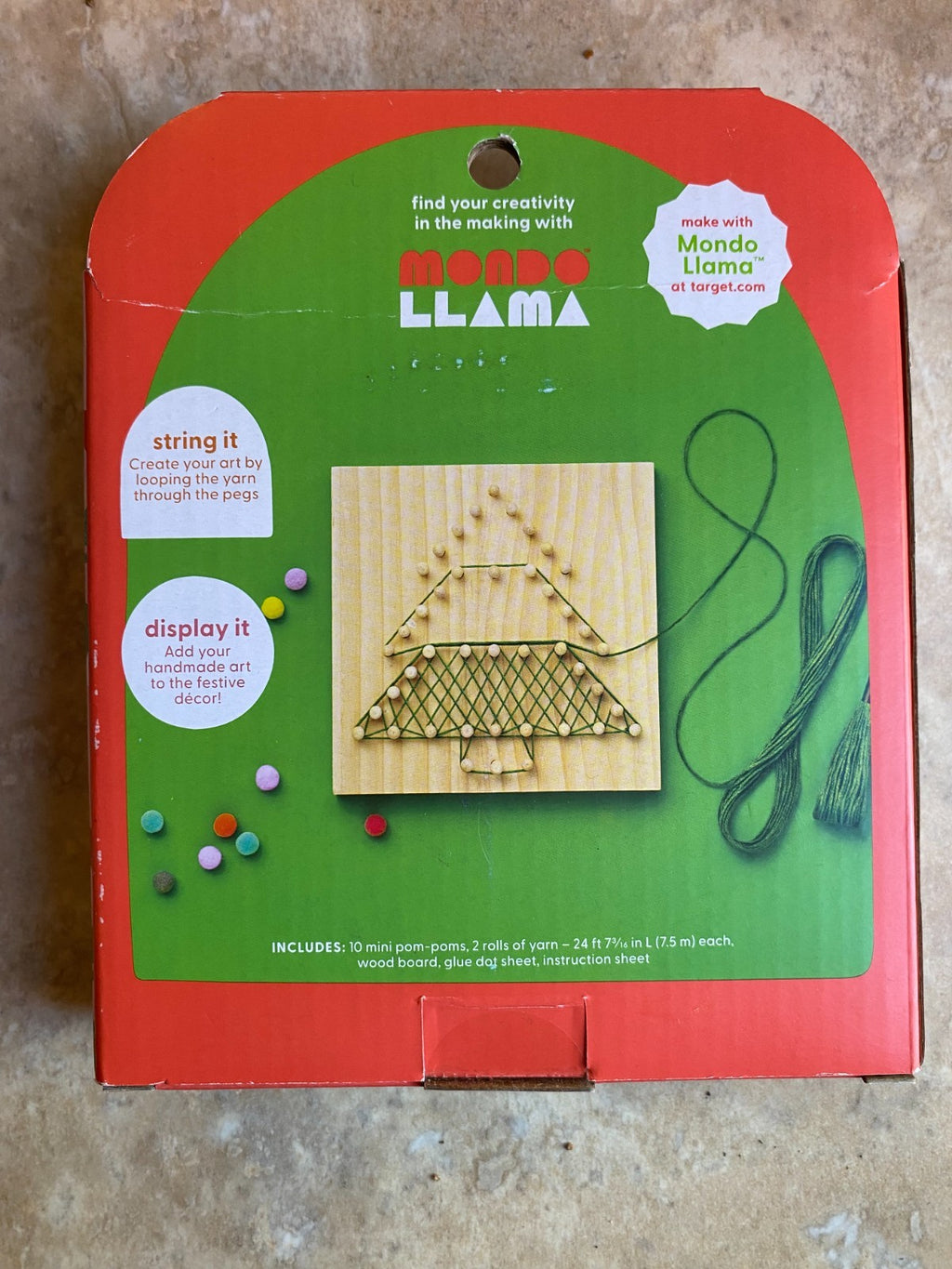 Christmas Craft - Create Your Own String Art Kit Mondo Llama™  - Christmas Tree