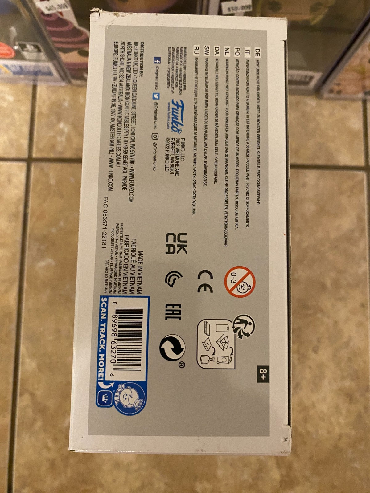 Funko Pop! Small Cover Case: Disney - Duchess - Amazon (Exclusive) #10