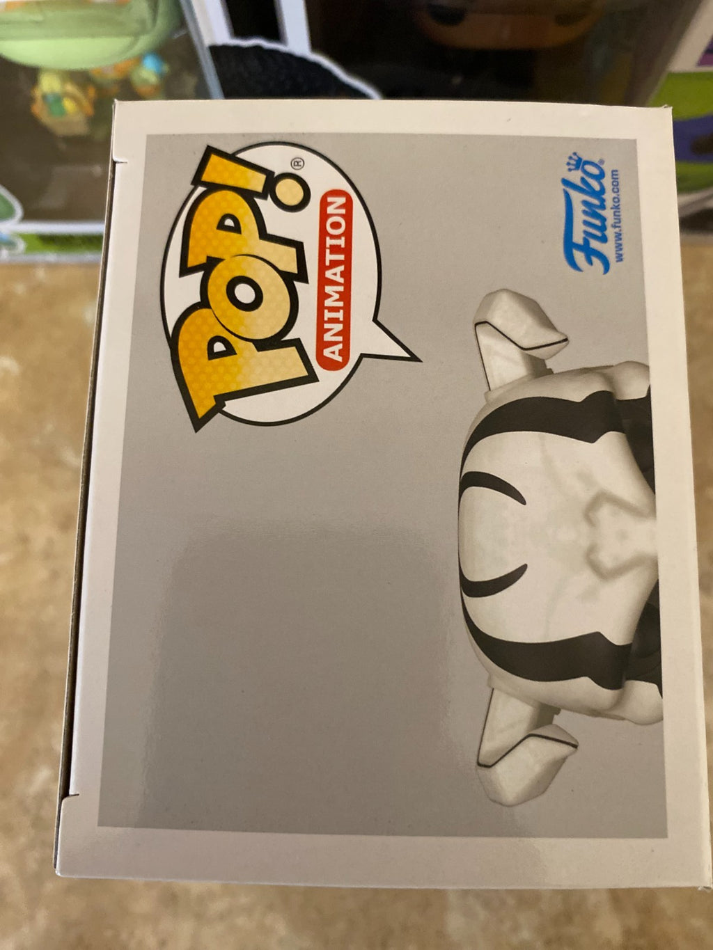 Funko Pop! Vinyl: Bleach - Fully-Hollowfied Ichigo (Chase) (GITD) w Protector