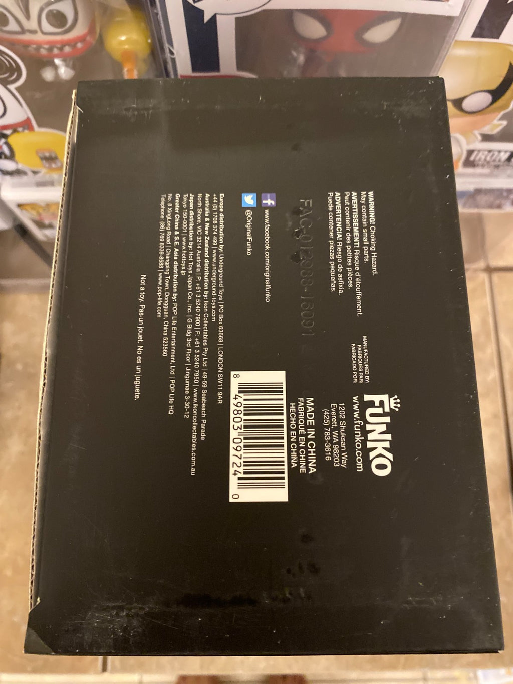 Funko Hikari - Guardians of the Galaxy (Glow) Groot - Limited Edition 300 Pieces