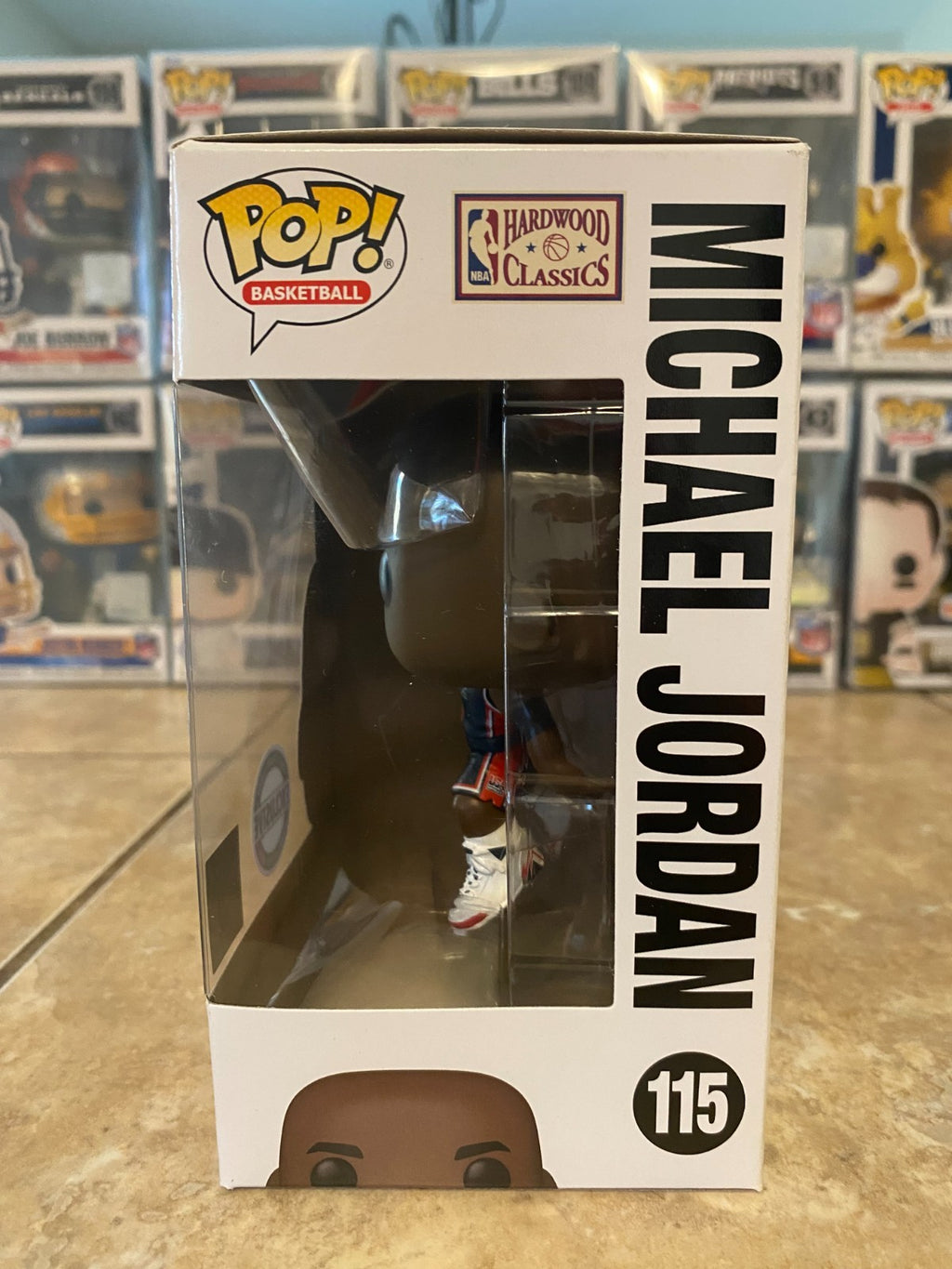 Funko Pop! NBA Michael Jordan Footlocker Family Exclusive #115 Basketball USA