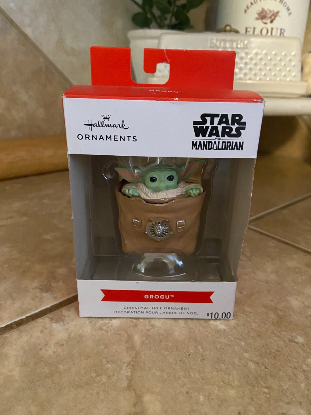 Hallmark Star Wars Mandalorian Christmas Ornament (Grogu)