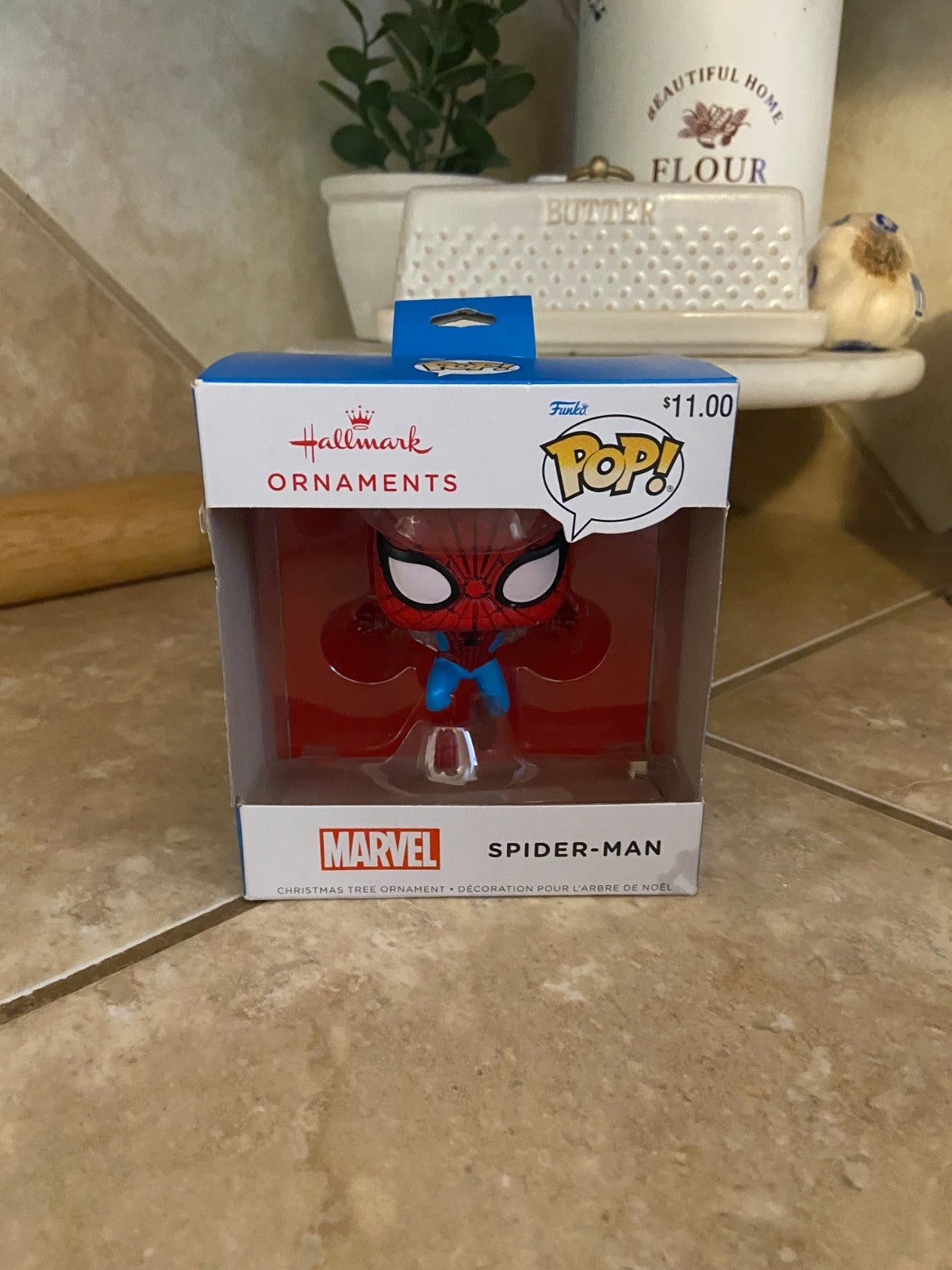 Hallmark Ornaments Funko Pop Marvel (SPIDERMAN)