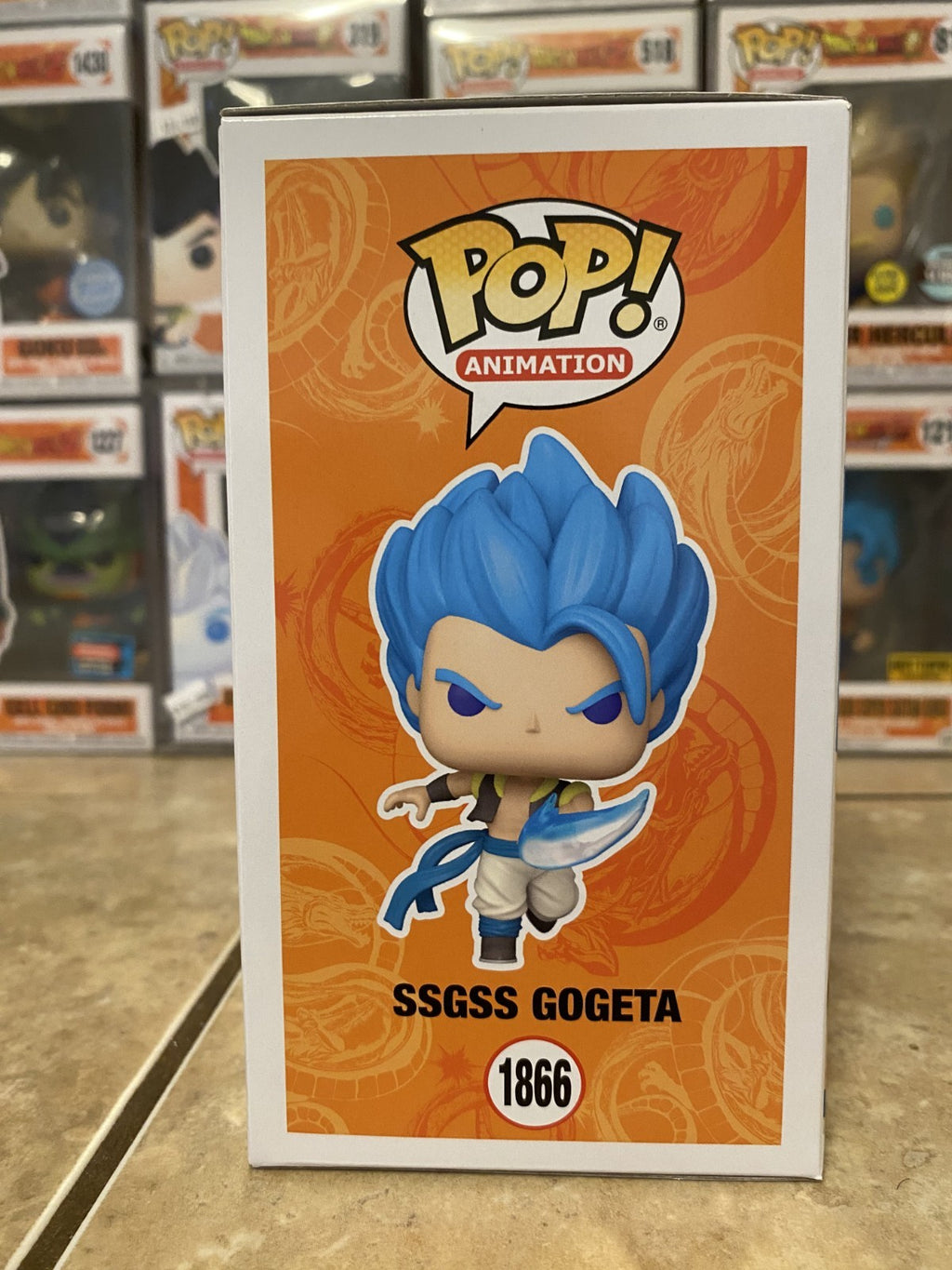 Funko Pop! Dragon Ball Z SSGSS Gogeta #1866 Funko Shop Exclusive w Protector