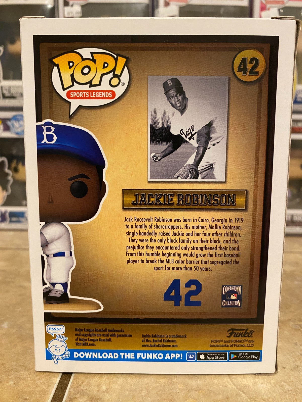 Funko Pop! MLB Legends #42 Jackie Robinson Gold Chase w Protector