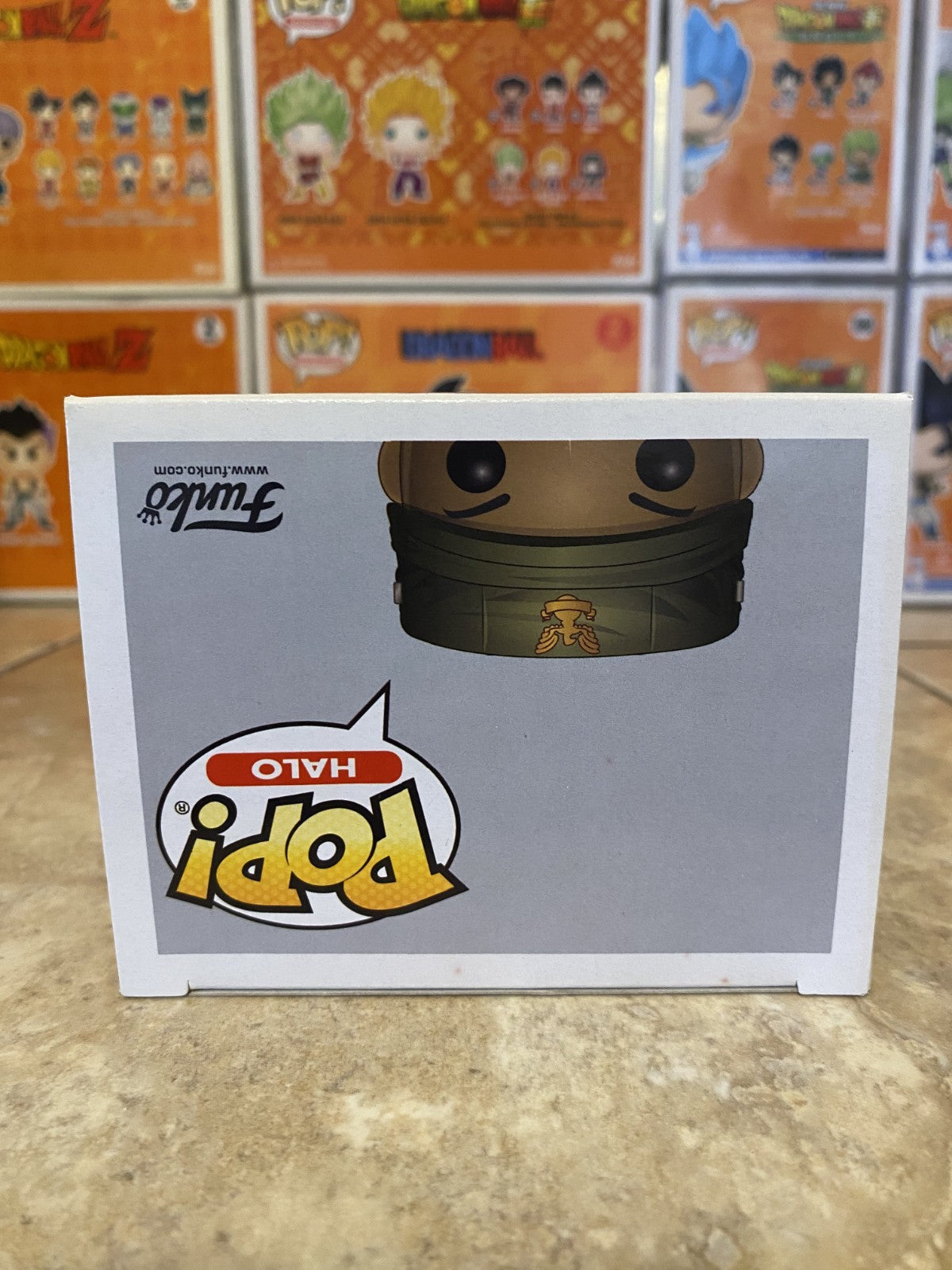 Funko Pop! Vinyl: Halo - #08 SGT Johnson w Protector