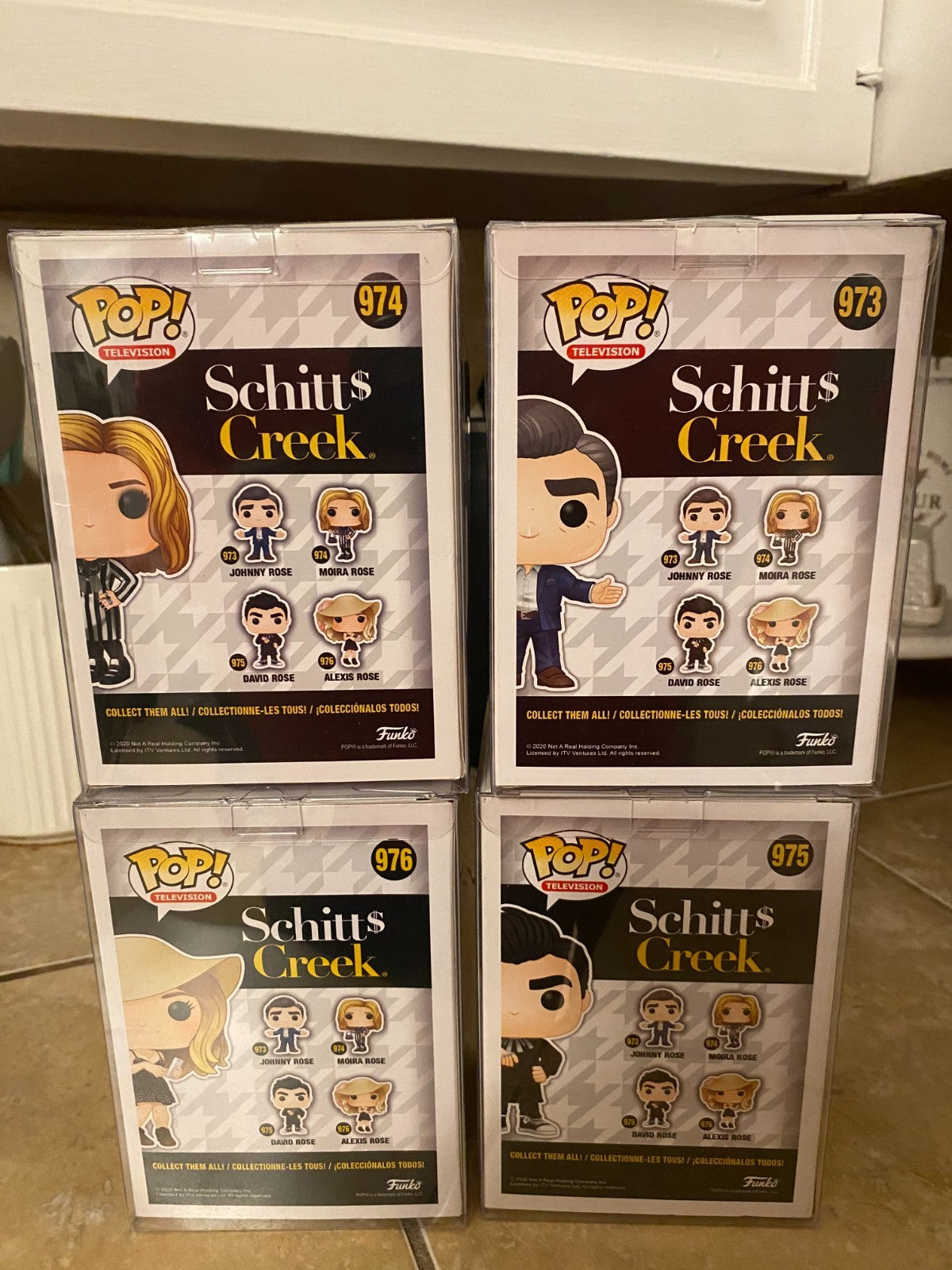 Funko Pop Schitts Creek Set Of 4 Alexis, David, Moira & Johnny w Pop Protectors