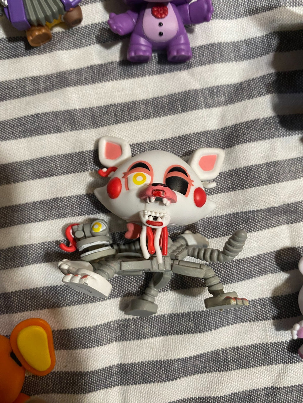 EXCLUSIVE!!! FNAF Funko Mystery Mini Lot w Rare 1/24 Mangle & Flocked Springtrap