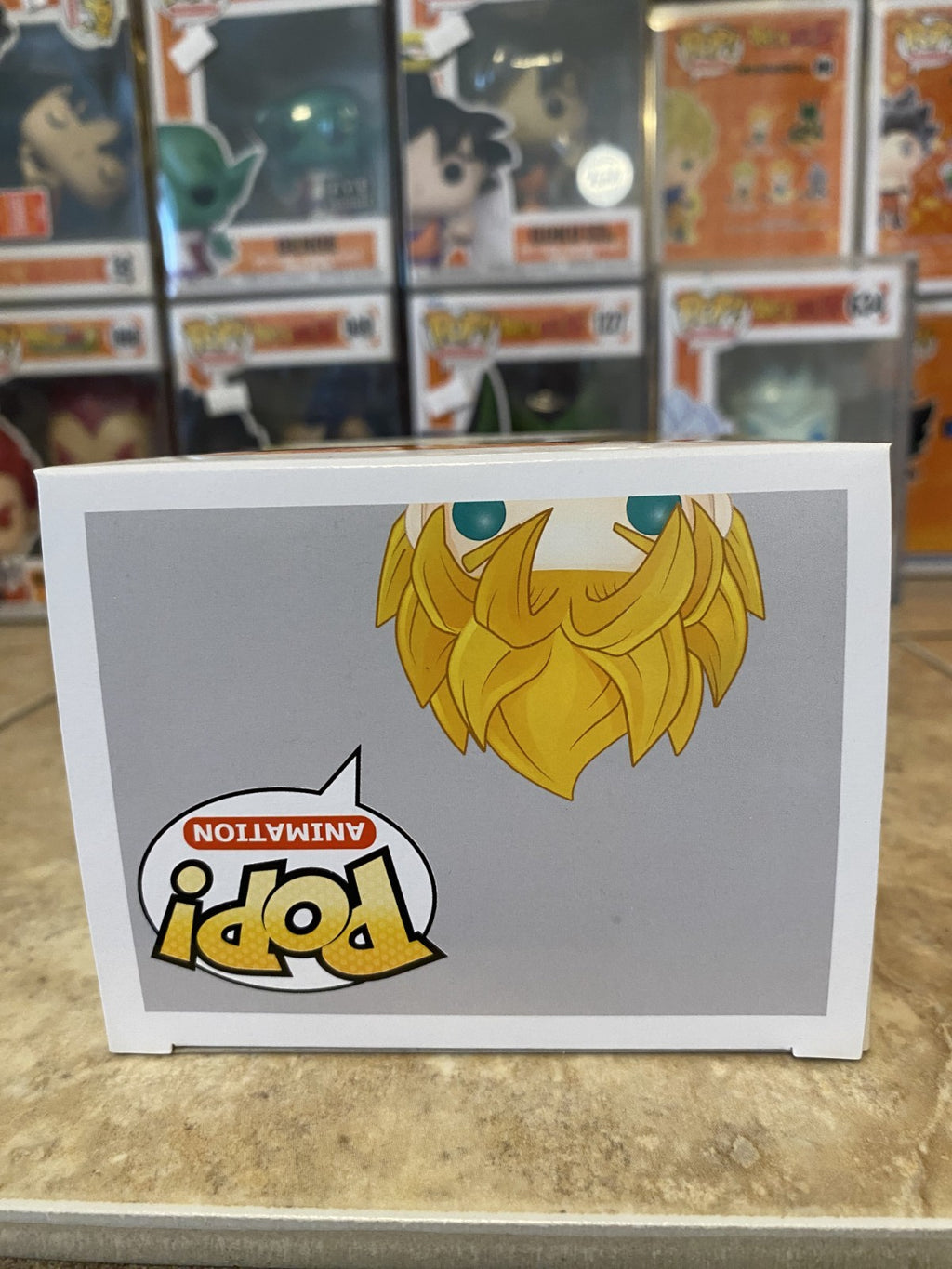 Funko Pop! Dragon Ball Z #14 Super Saiyan Goku GITD Exclusive w Protector