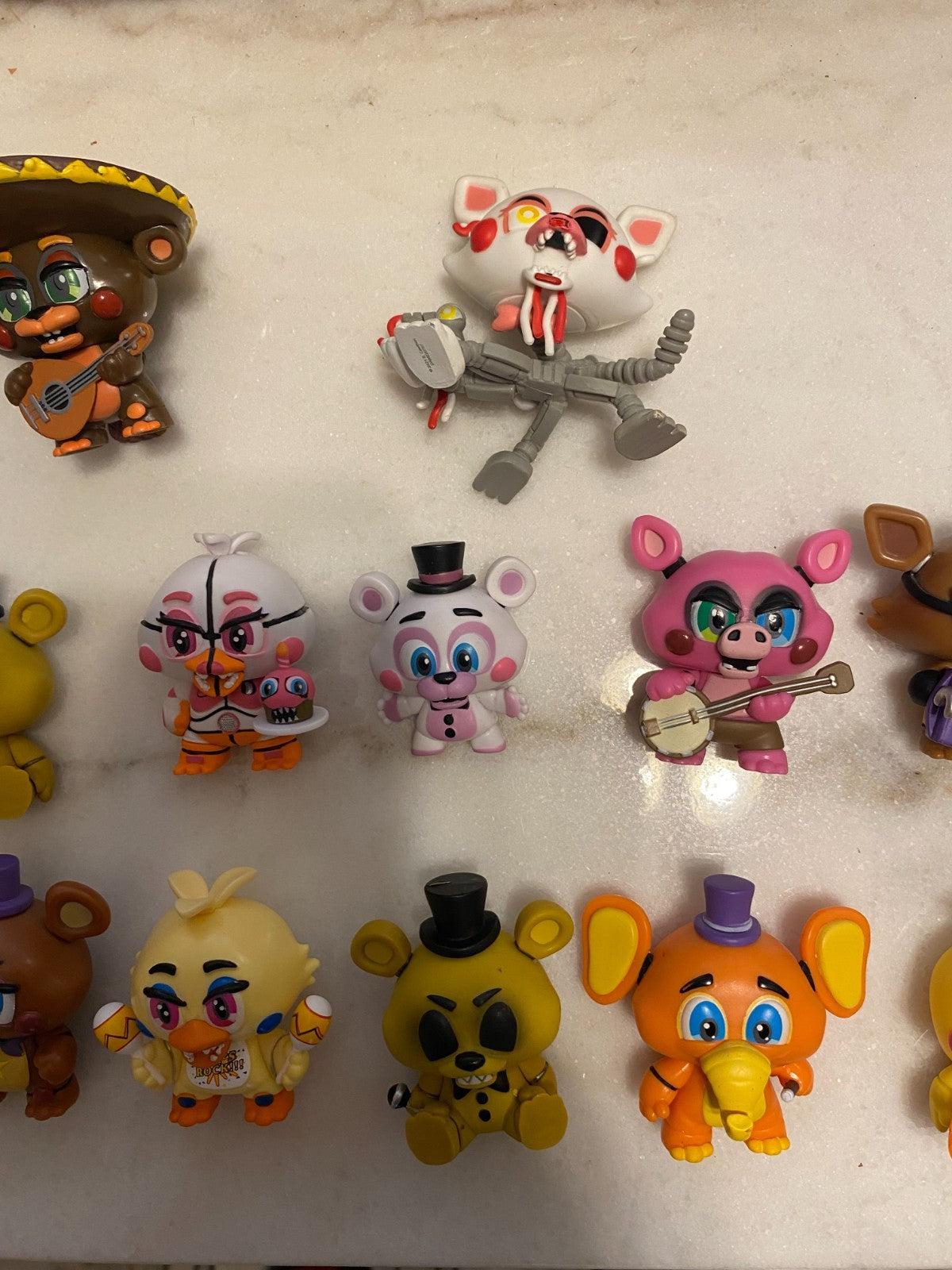 EXCLUSIVE!!! FNAF Funko Mystery Mini Lot w Rare 1/24 Mangle & Flocked Springtrap