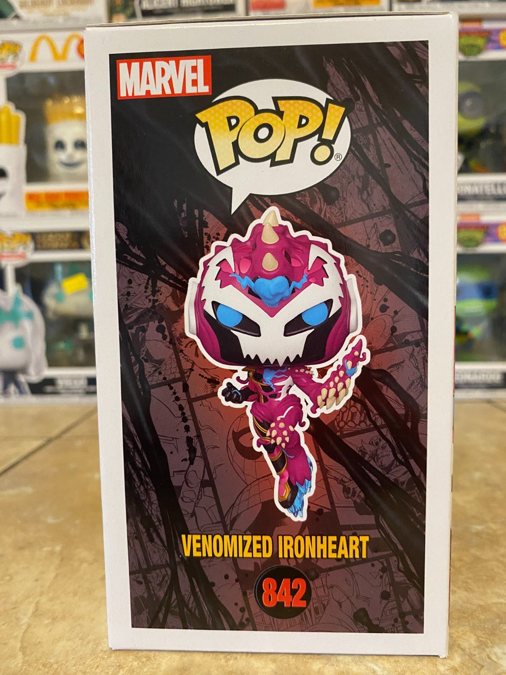 Funko Pop! Vinyl: Marvel - Venomized Ironheart #842 Chase w Protector