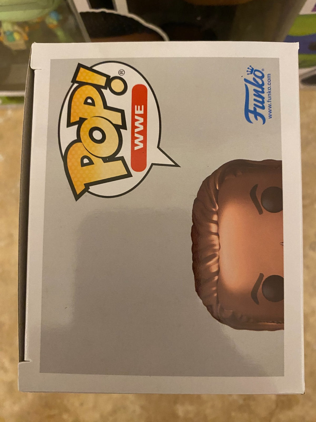 Funko Pop! WWE - Roman Reigns (Bronze) - Fanatics (Exclusive) #176 w Protector