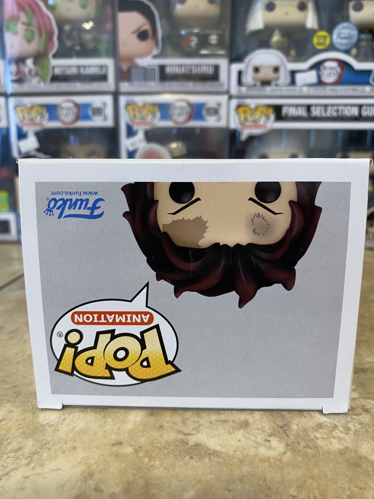 Funko Pop! Demon Slayer Tanjiro Kamado #1403 w/Box Protector