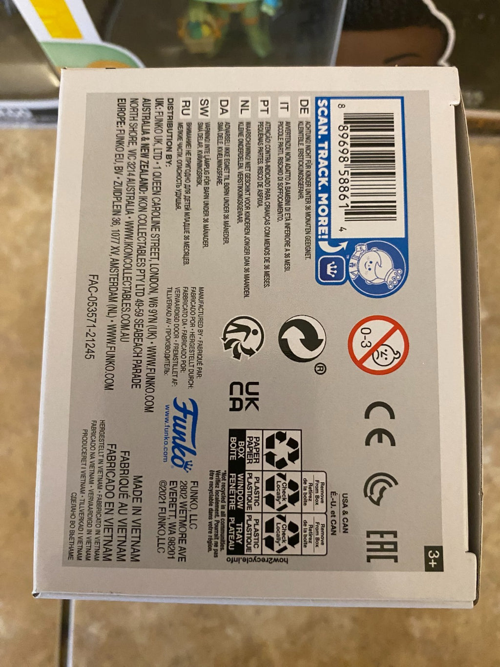 Funko POP Marvel Spider-Girl # 955 Limited Chase Edition Bobble-Head w Protector