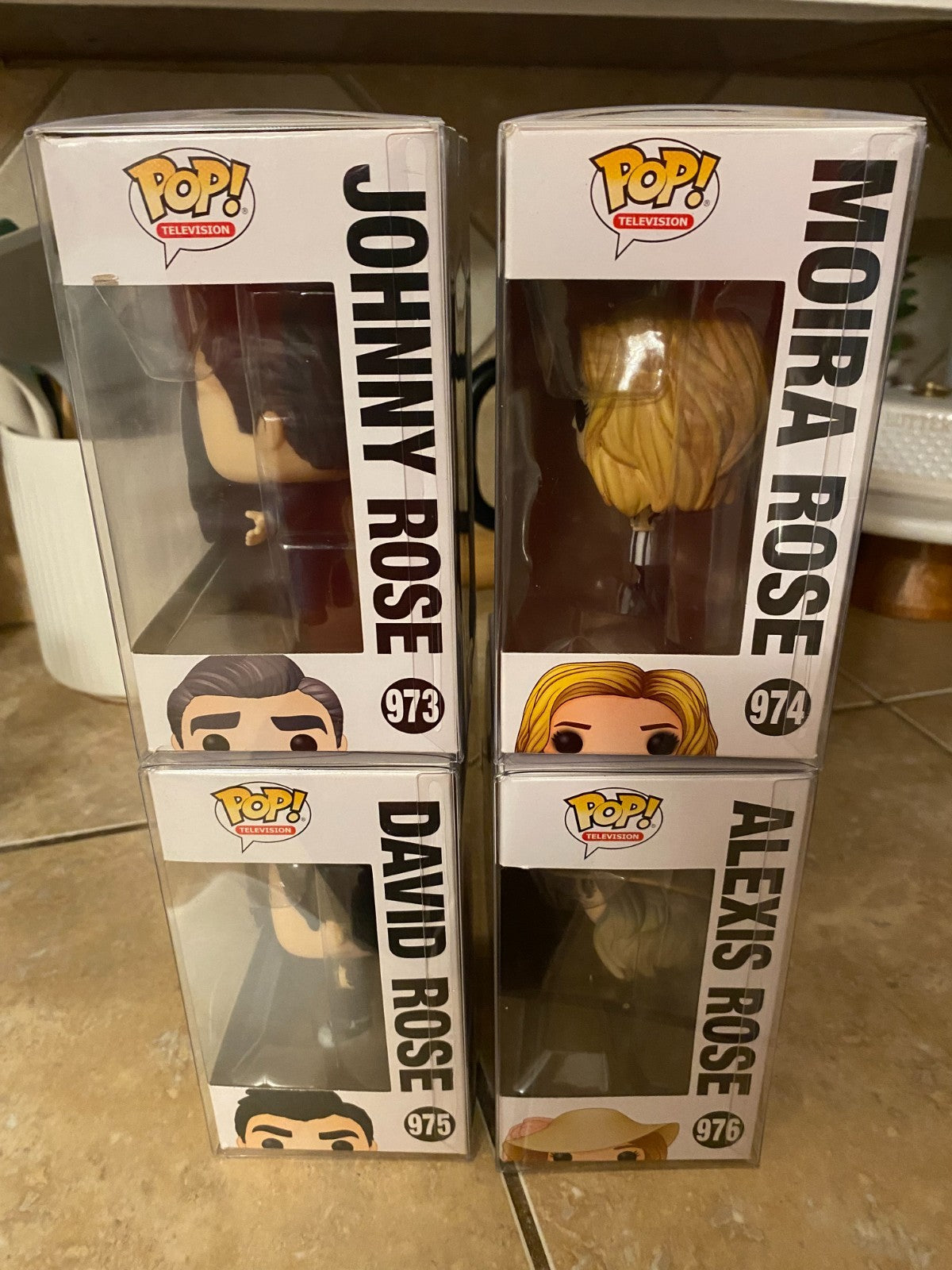 Funko Pop Schitts Creek Set Of 4 Alexis, David, Moira & Johnny w Pop Protectors