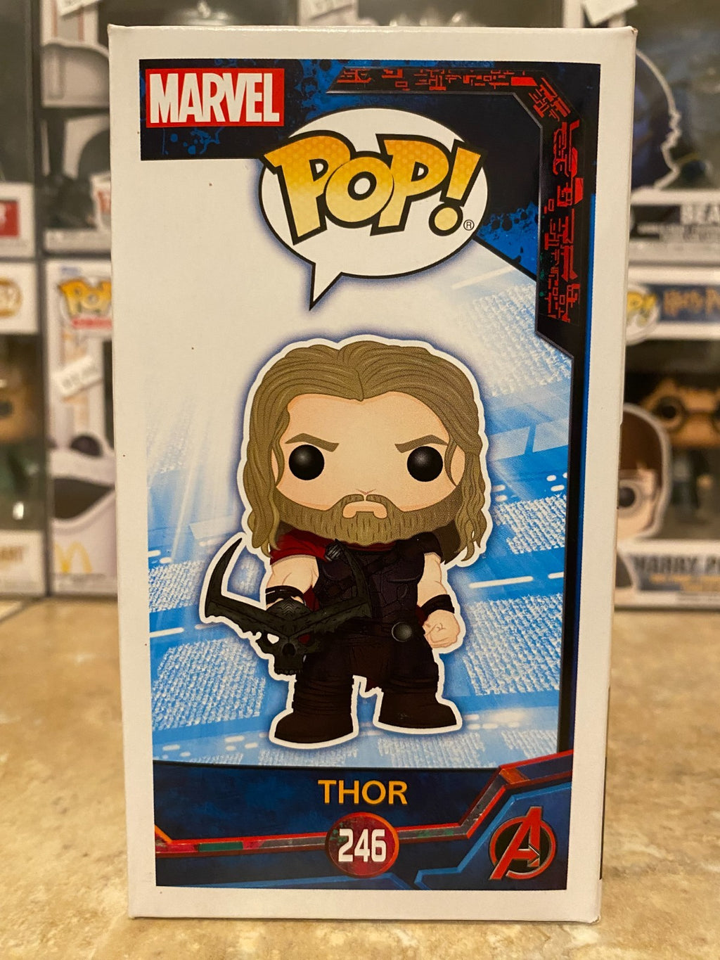Funko Pop! Marvel - Thor (Roadworn Hero) - Hot Topic (Exclusive) 246 w Protector