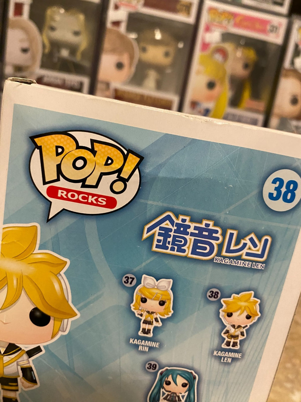 Funko Pop Rocks Vocaloid Kagamine Len #38 With Slight Screen/Box Damage