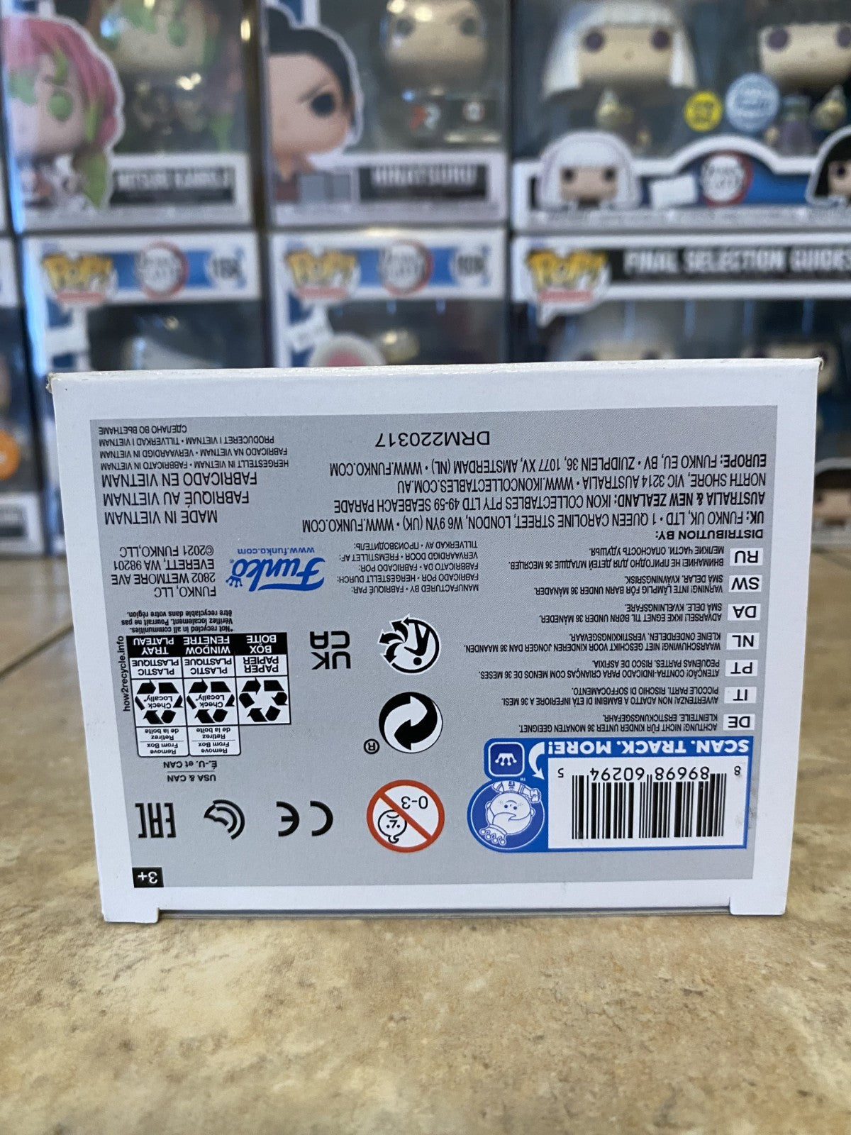 Funko Pop! Demon Slayer #1091 Gyomei Himejima HotTopic Exculsive w/Box Protector