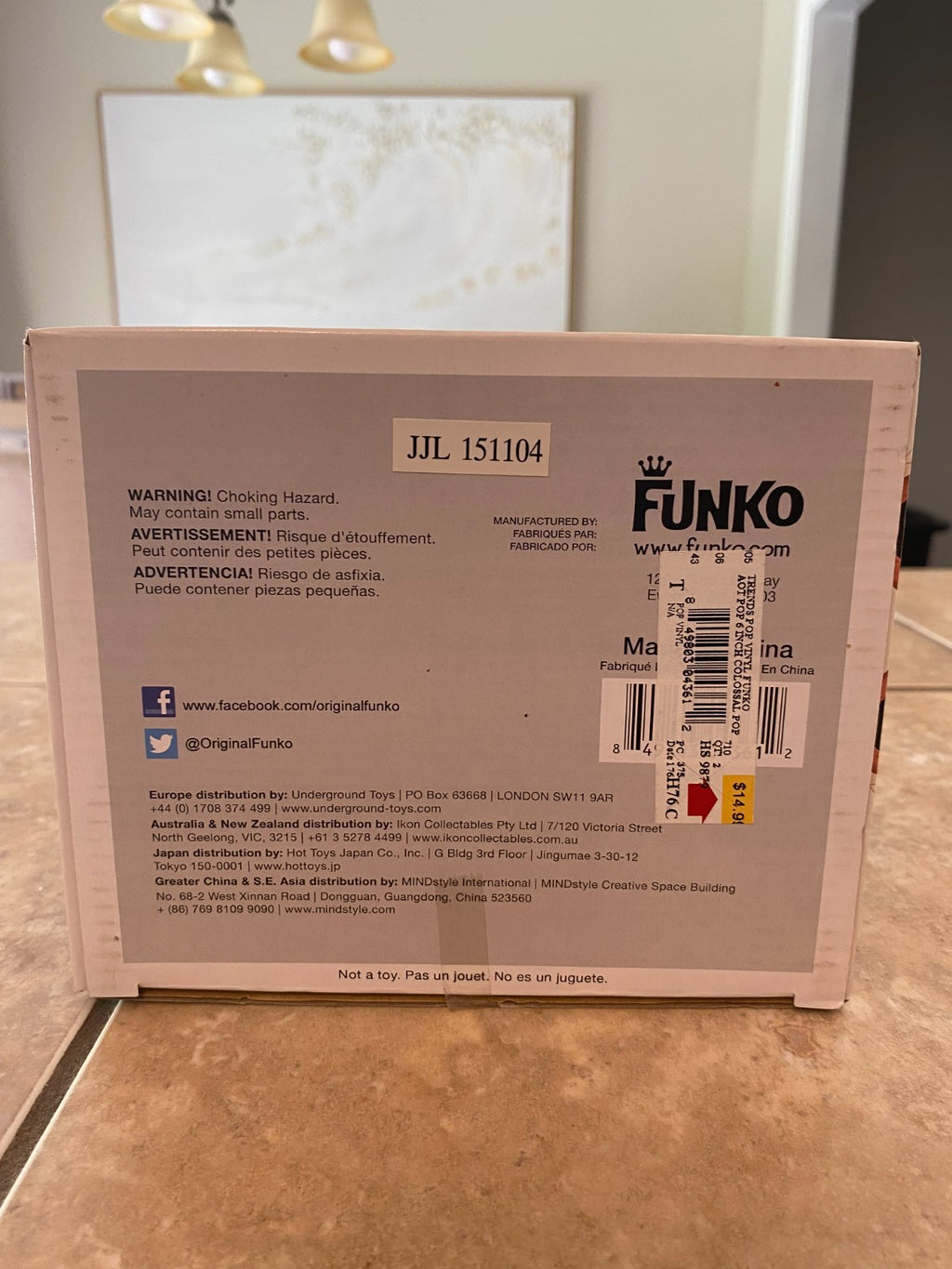 Funko Pop! Vinyl: Attack on Titan - Colossal Titan #23